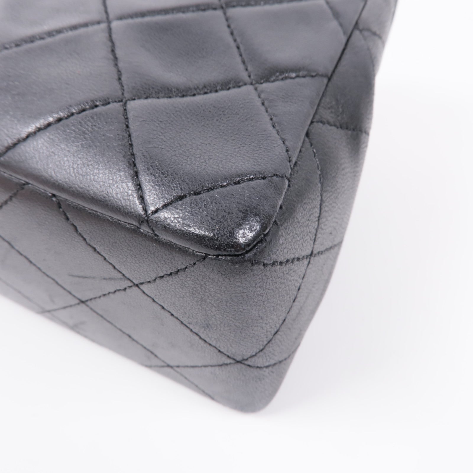 CHANEL 羊皮皮革Chain Shoulder金扣鏈帶肩背袋