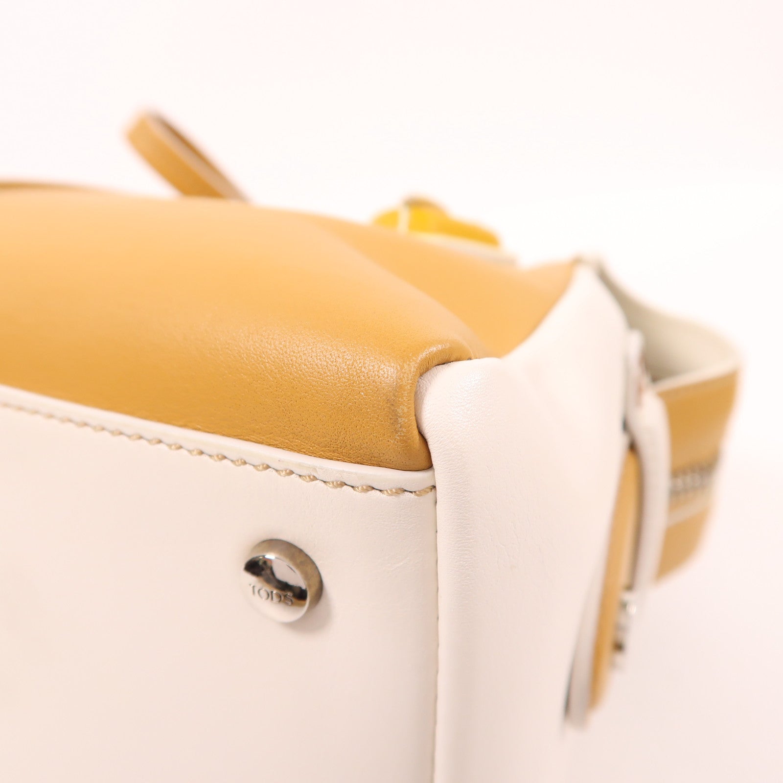 TOD'S (PRICE DOWN) SHW 2 Way Bag Calfskin Leather Yelllow/White