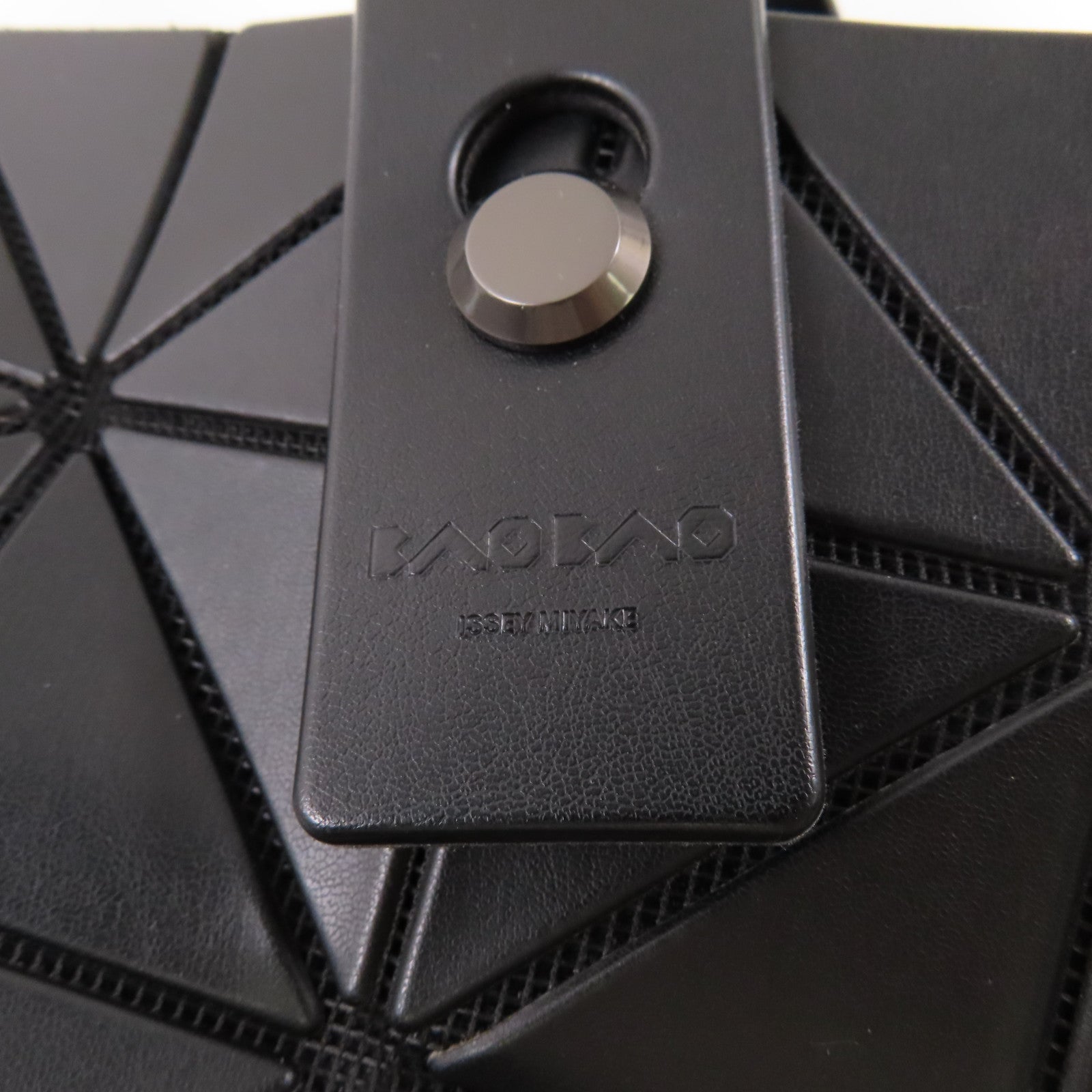 BAO BAO ISSEYMIYAKE PVC Bao Bao手挽袋