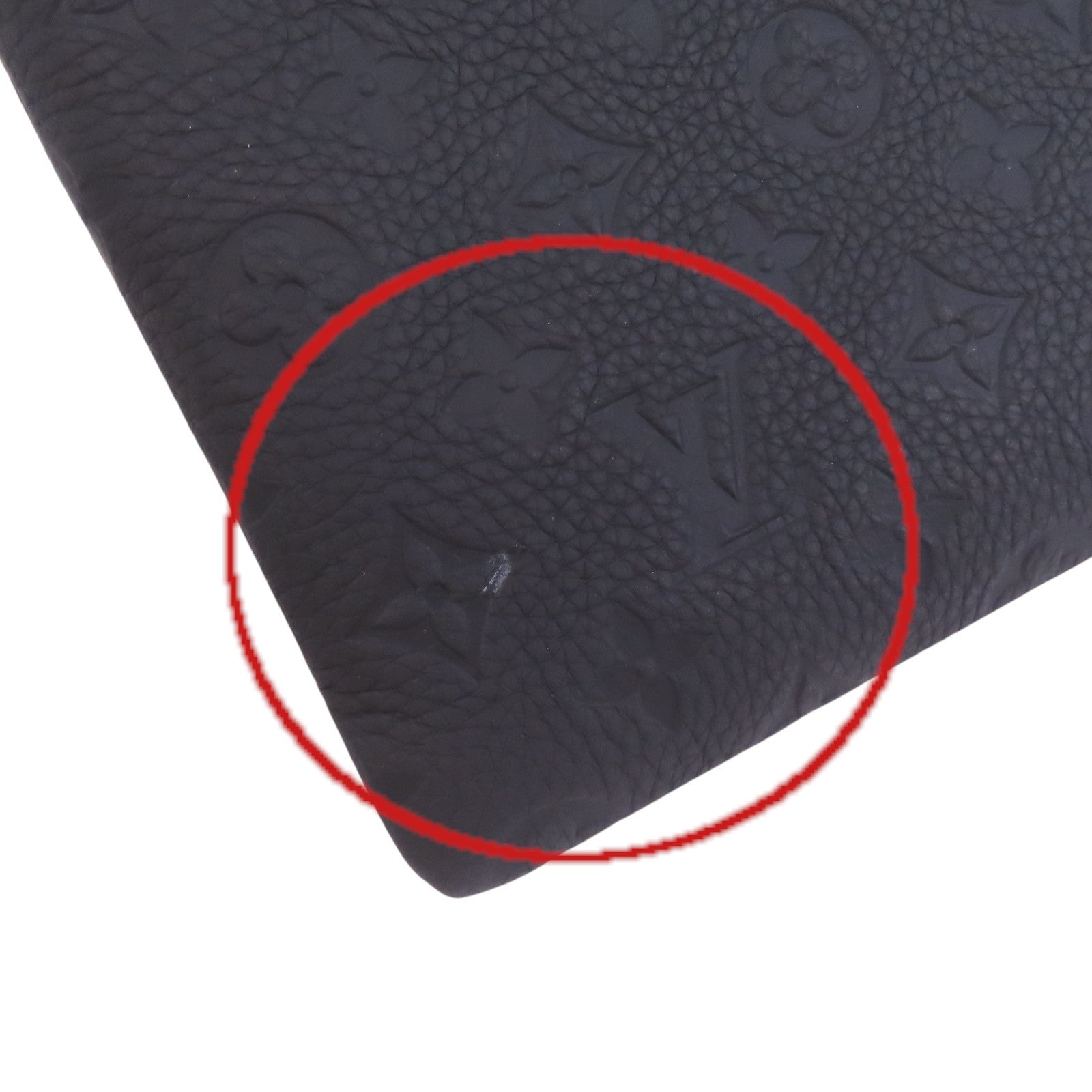 LOUIS VUITTON Taurillon Monogram Pochette手拿包