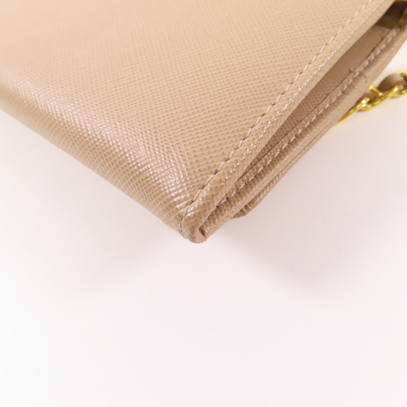 PRADA 皮革Shoulder Bag金扣鏈帶肩背袋– Brand Off Hong Kong