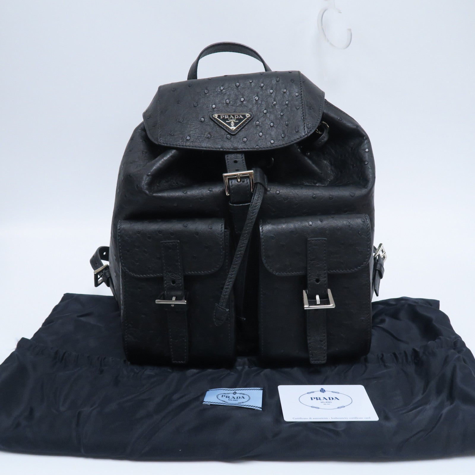 PRADA Ostrich皮革Backpack銀扣背包黑色