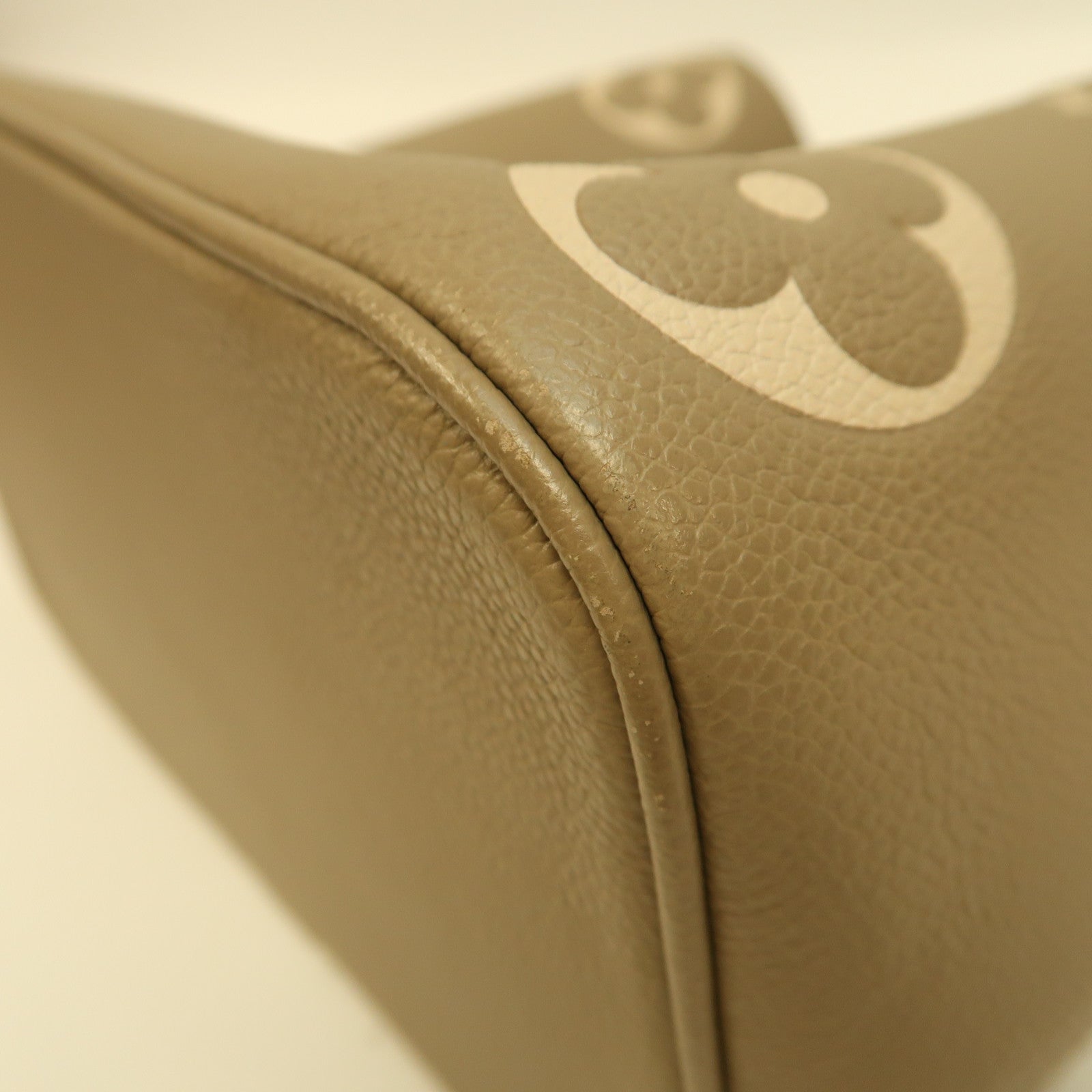 LOUIS VUITTON Monogram Empreinte Neo Noe手挽肩背兩用袋米色/米白色
