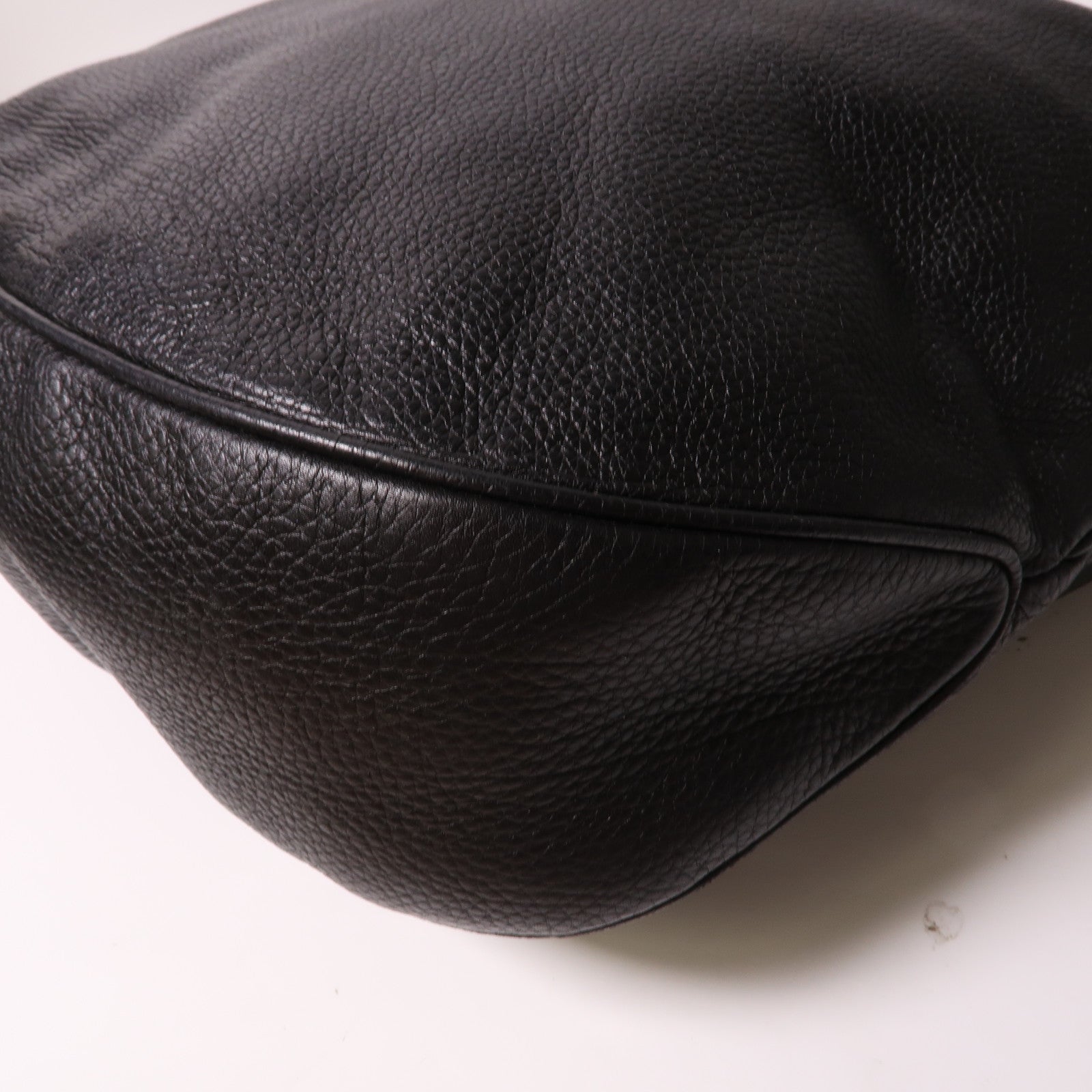 GUCCI 牛皮皮革Shoulder Bag金扣肩背袋黑色