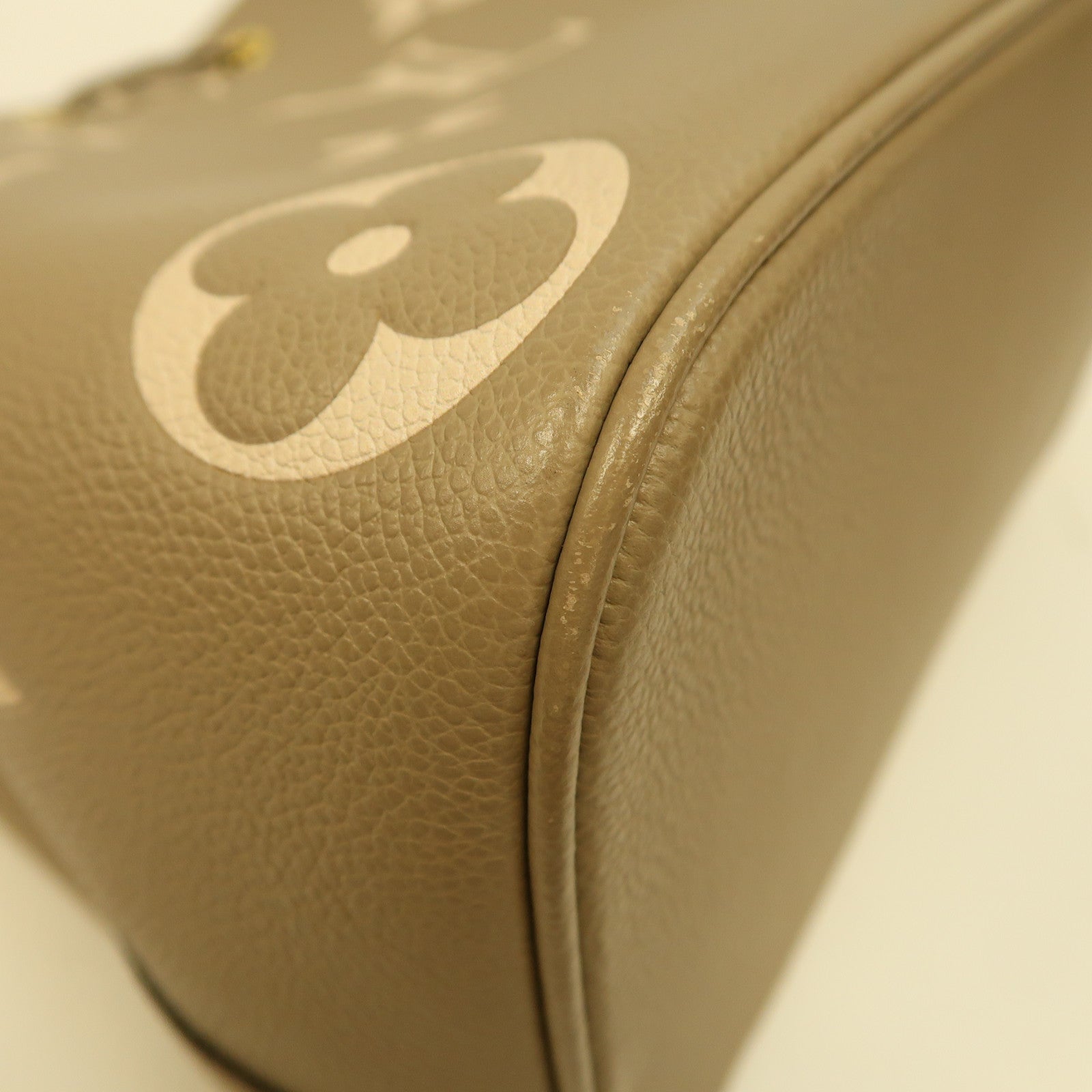 LOUIS VUITTON Monogram Empreinte Neo Noe手挽肩背兩用袋米色/米白色
