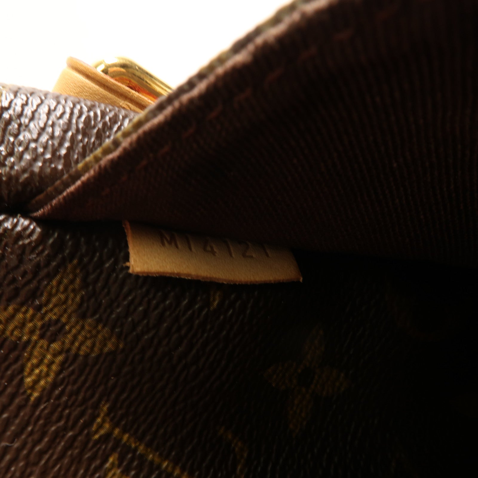 LOUIS VUITTON Monogram Menilmontant MM金扣肩背袋棕色