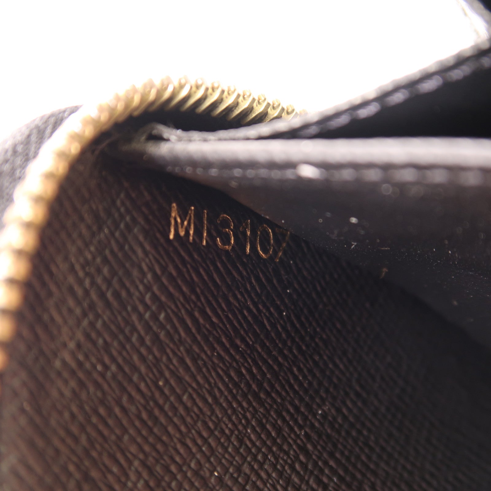LOUIS VUITTON Monogram Zippy Wallet金扣長錢包棕色/黑色