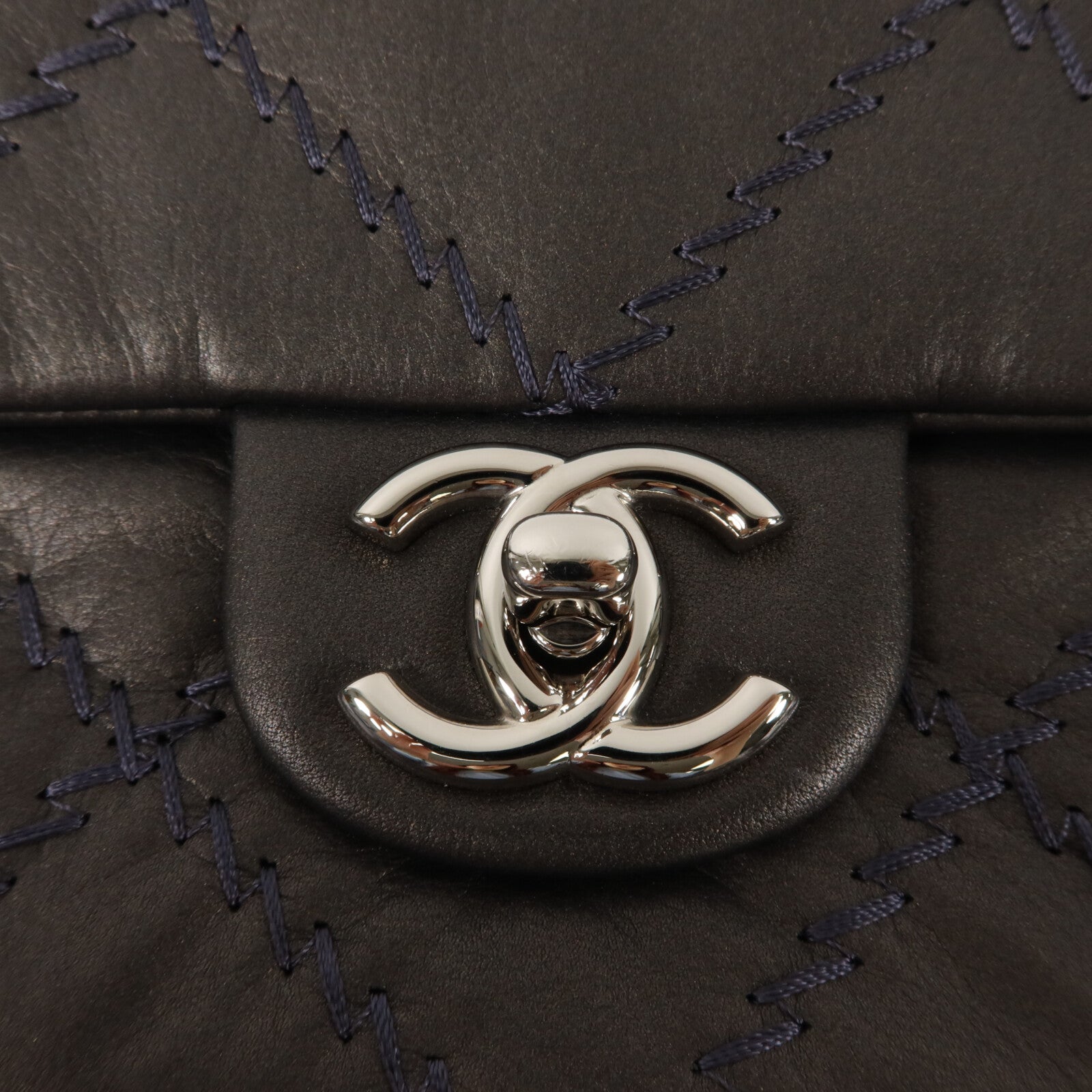 CHANEL 牛皮皮革Chain Shoulder鏈帶肩背袋