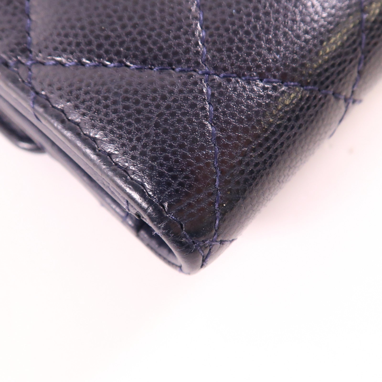 CHANEL 牛皮皮革Trifold Wallet金扣錢包