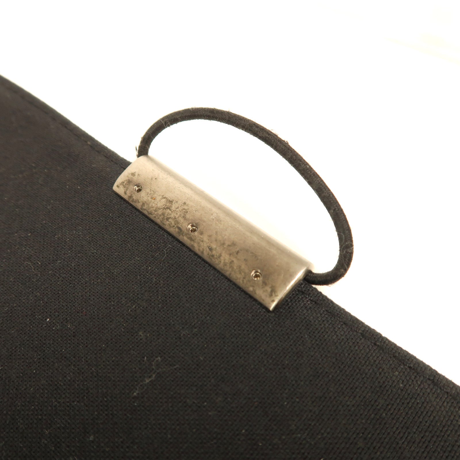 LOUIS VUITTON Taiga Victor銀扣肩背袋