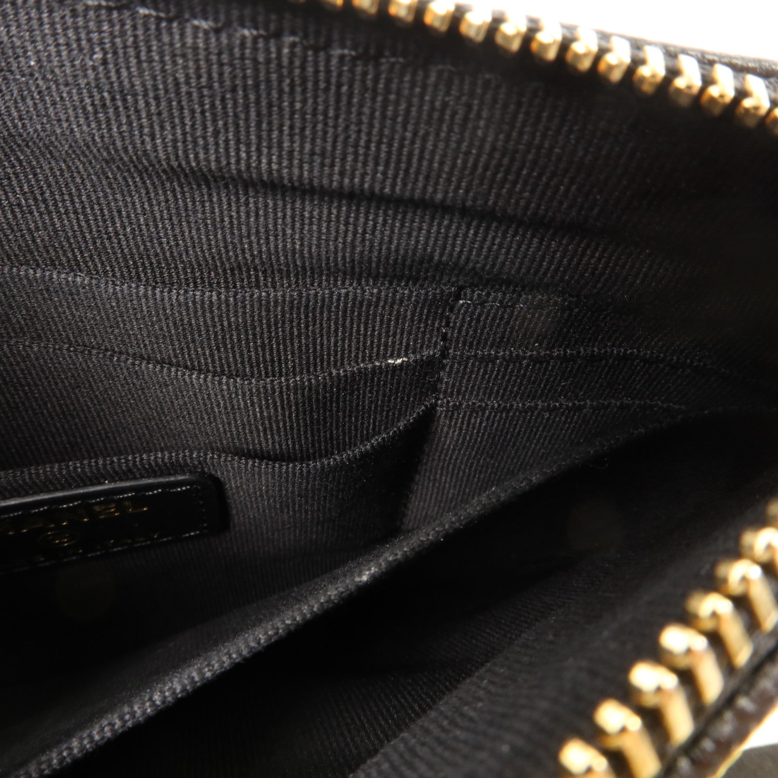 CHANEL 牛皮皮革Classic Zipped Pouch金扣小袋