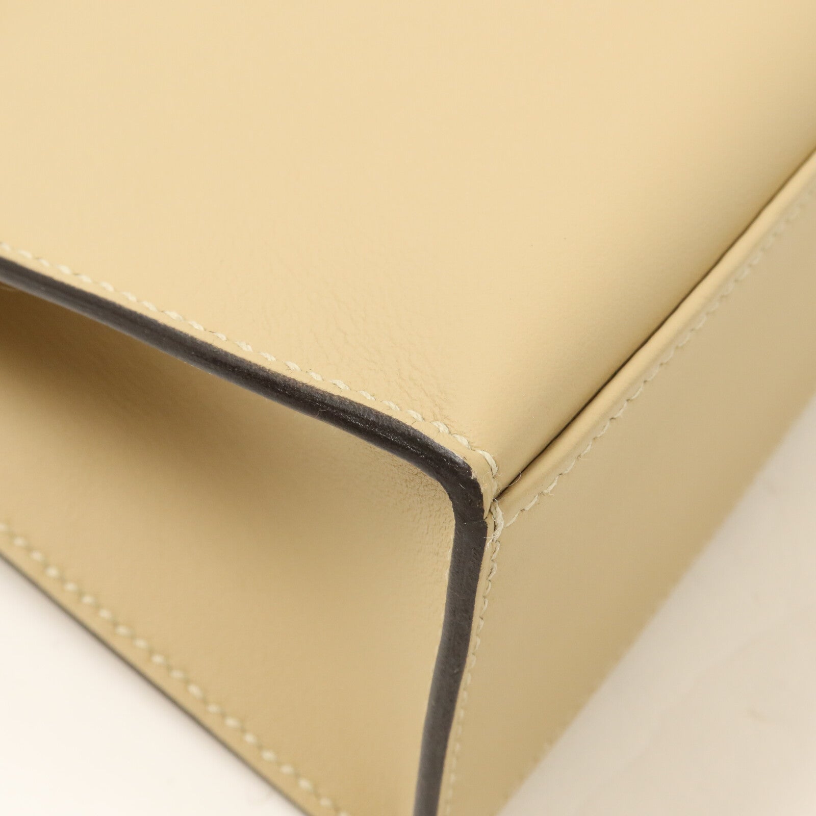 HERMES Swift皮革Kelly Pochette手挽袋Trench