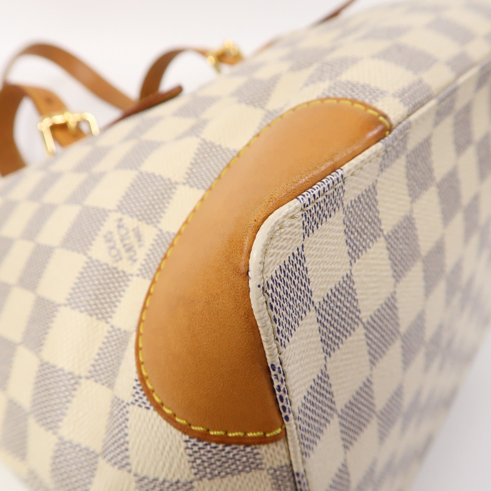 LOUIS VUITTON Damier Azur Hampstead MM金扣肩背袋白色