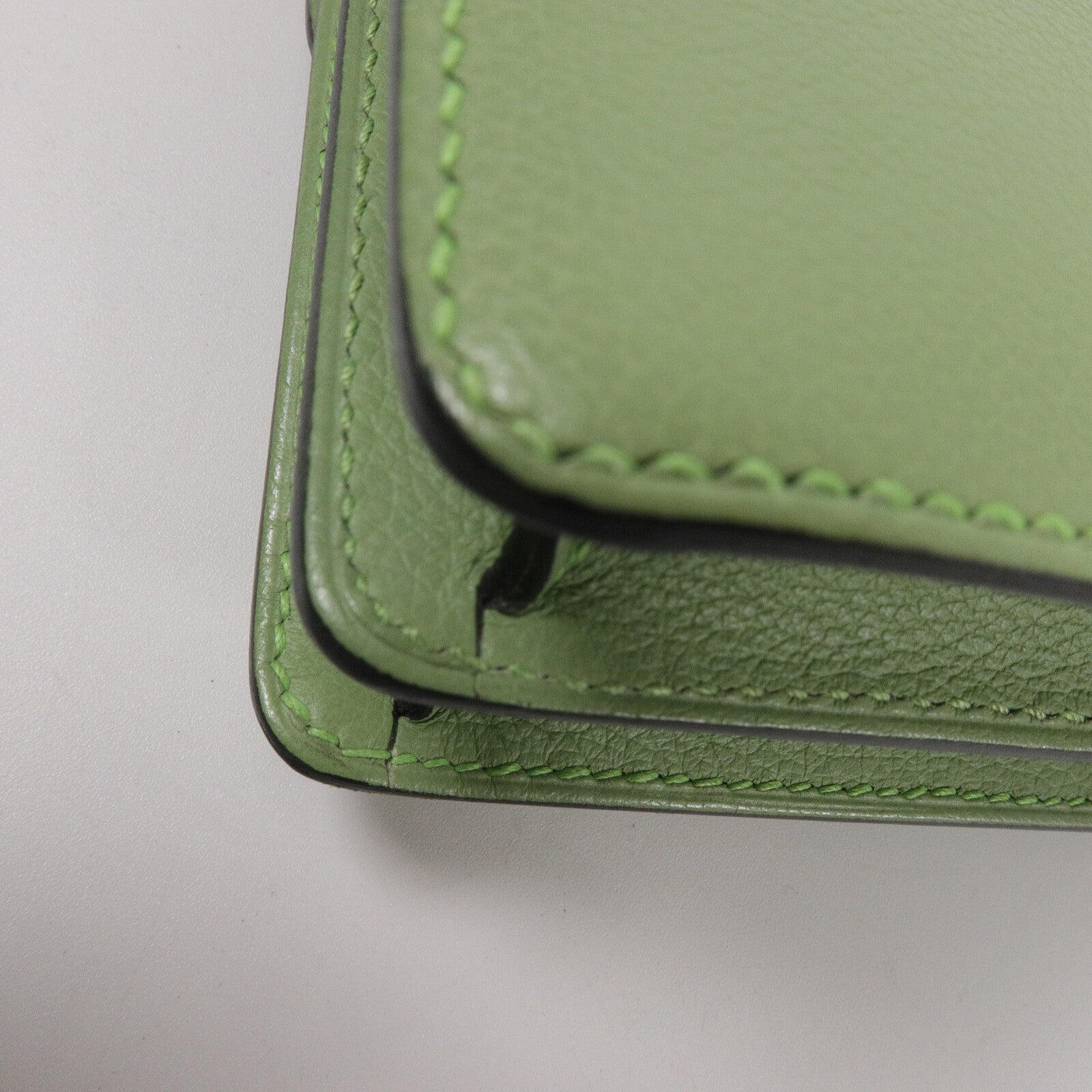 HERMES Evercolor皮革Mini Roulis肩背袋Vert Criguet