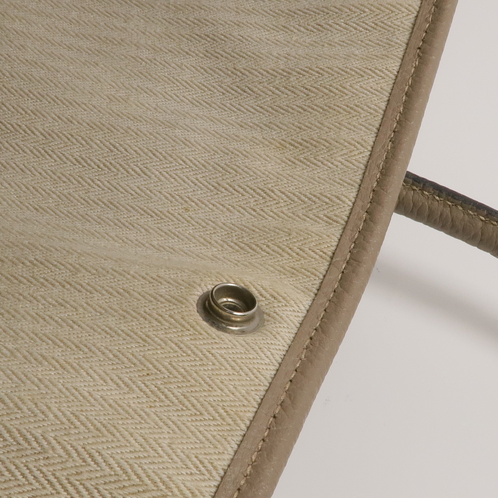 HERMES 【激減優惠】Negonda皮革Garden Party PM銀扣手挽袋Etoupe