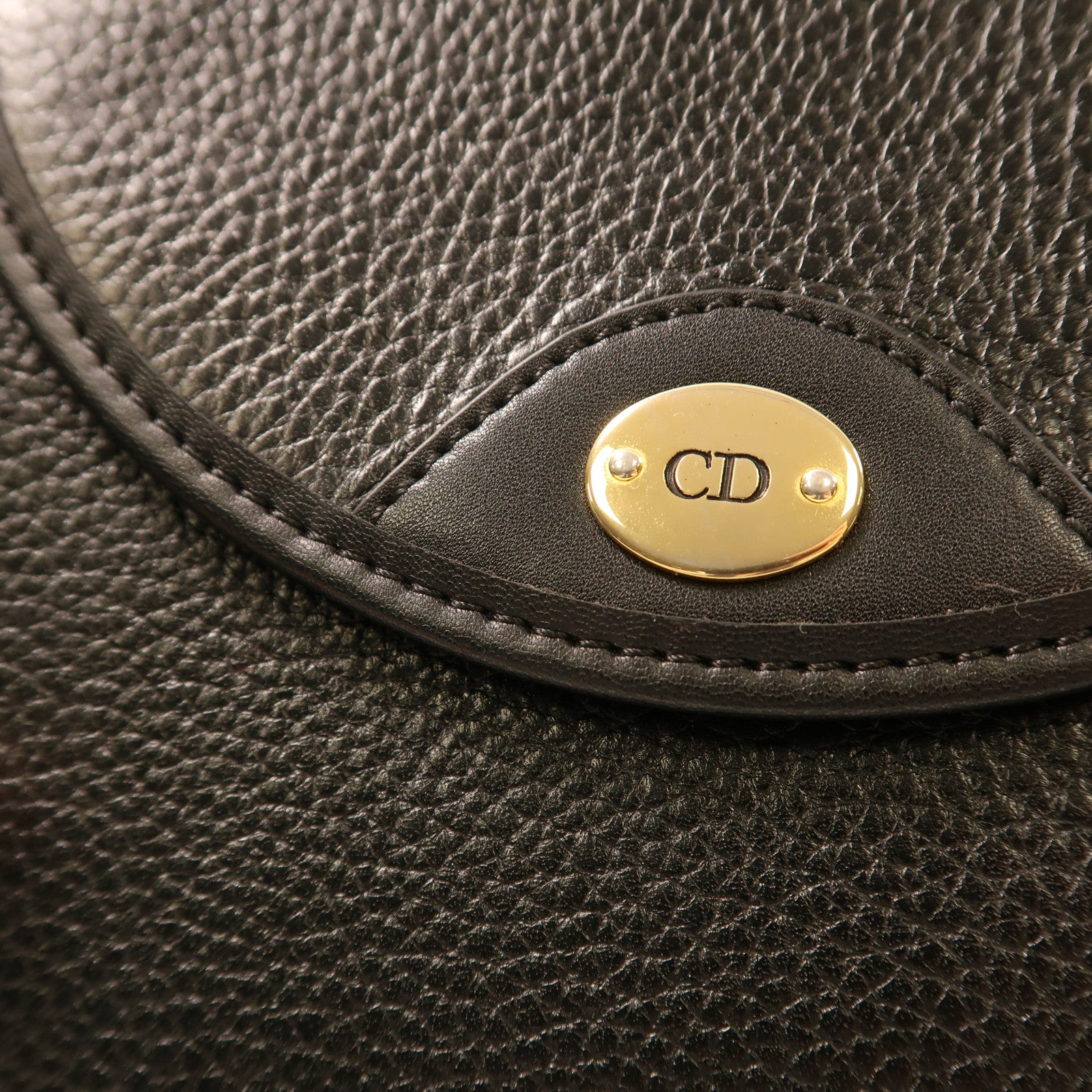Dior 牛皮皮革Vintage Shoulder Bag金扣肩背袋