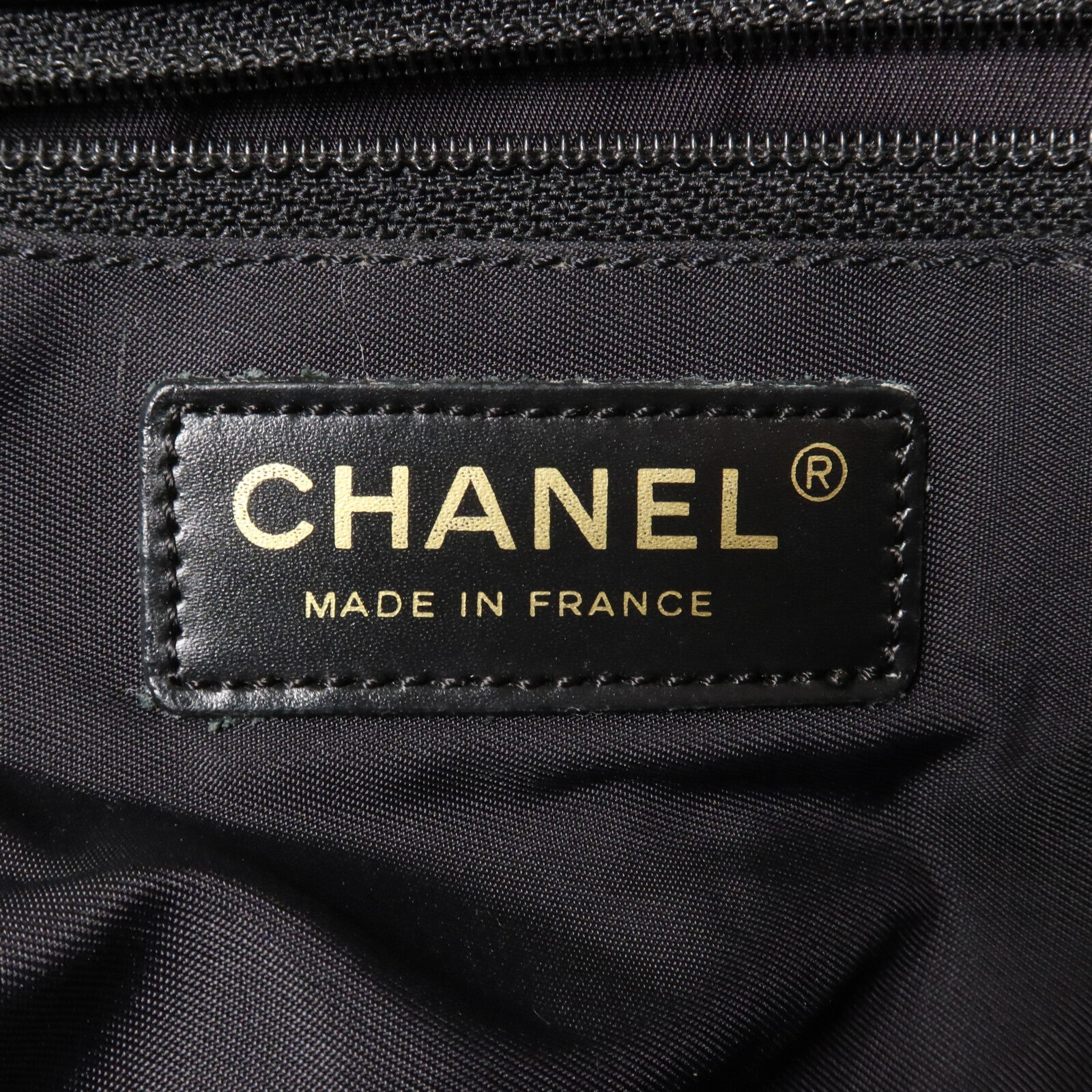CHANEL 尼龍New Travel Line Messenger Bag肩背袋