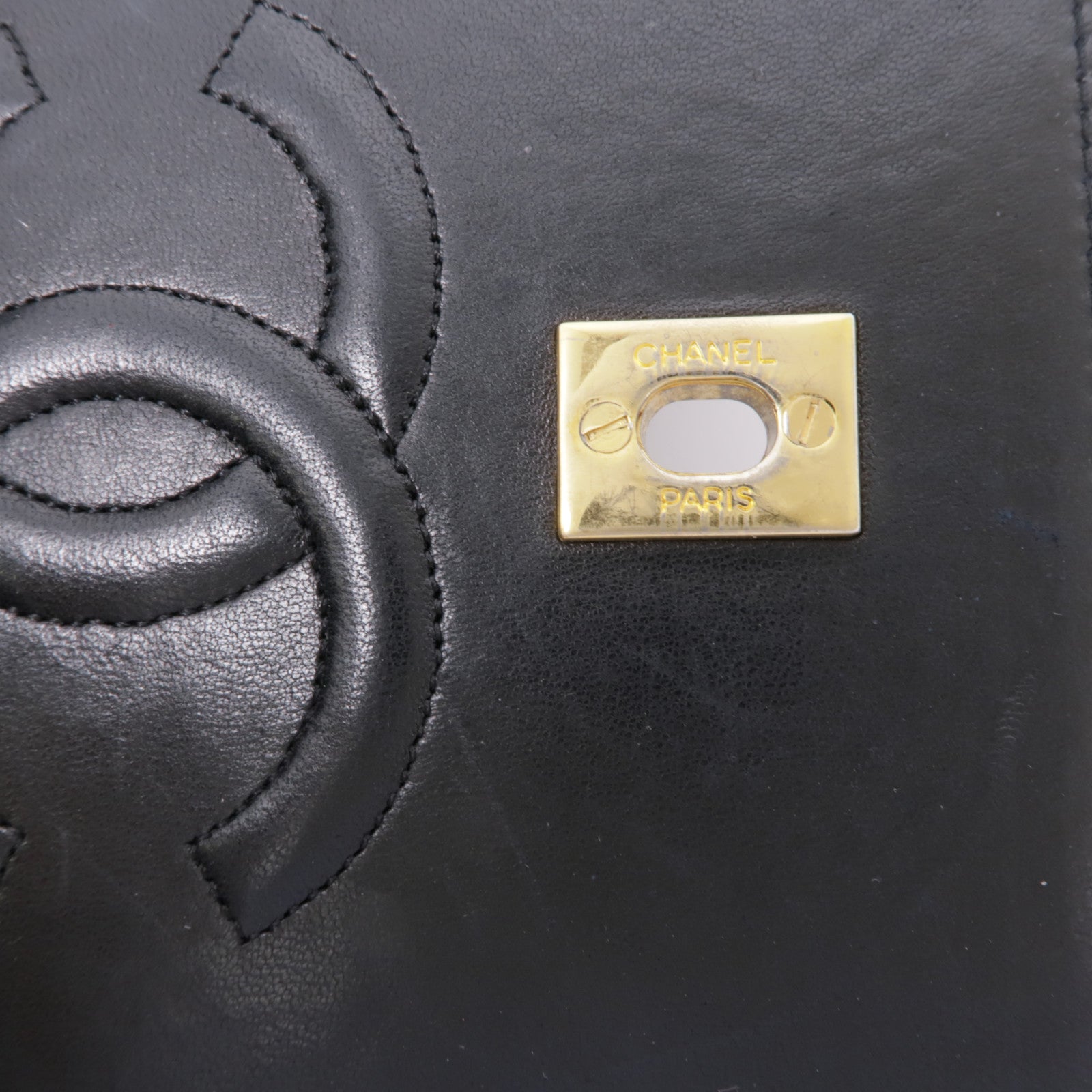 CHANEL 羊皮皮革Chain Shoulder金扣鏈帶肩背袋