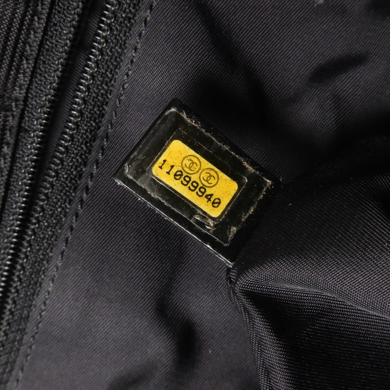 CHANEL 尼龍New Travel Line Messenger Bag肩背袋