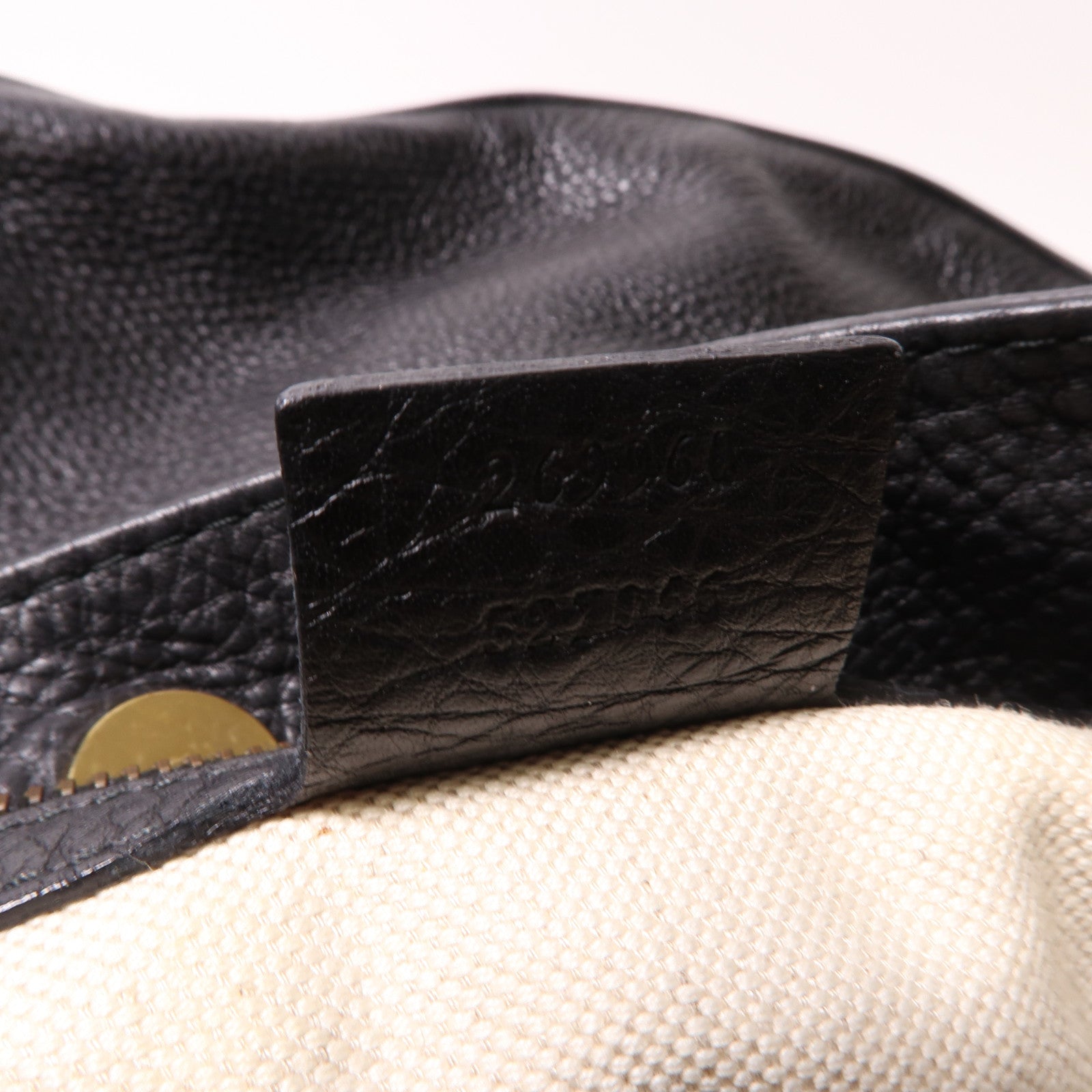 GUCCI 牛皮皮革Shoulder Bag金扣肩背袋黑色