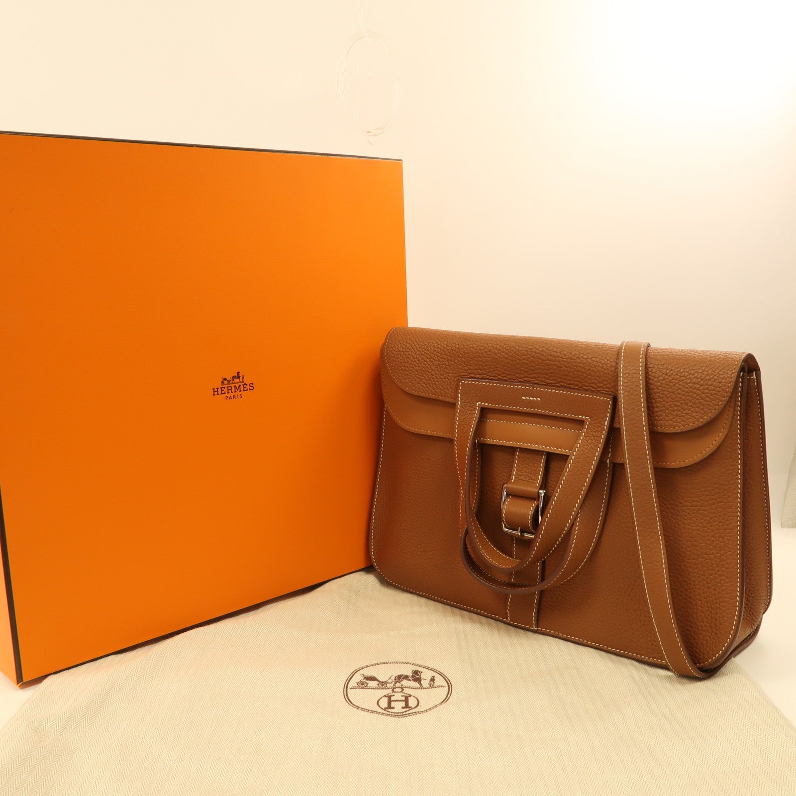 HERMES Clemence皮革Halzan 31銀扣手挽肩背兩用袋經典駝色