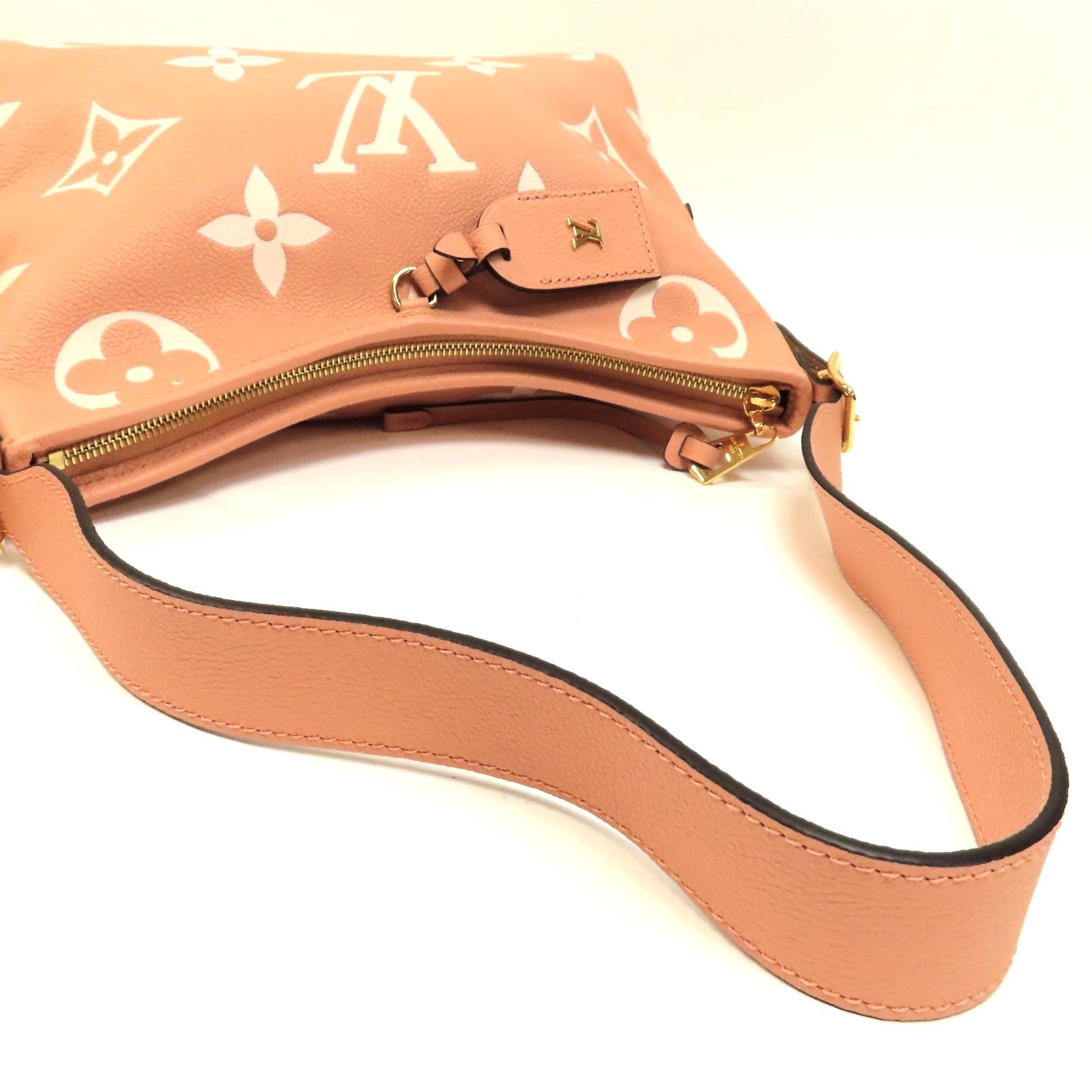 LOUIS VUITTON Monogram Empreinte Carryall Zip金扣肩背袋粉紅色