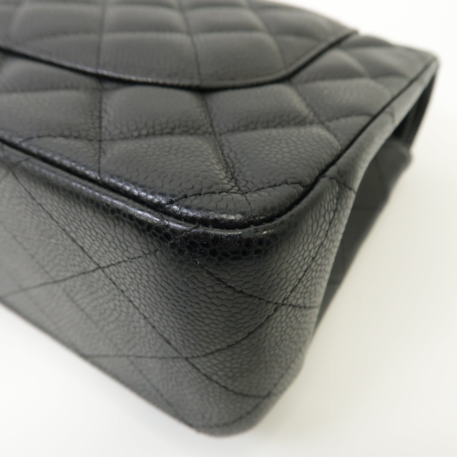 CHANEL 【激減優惠】菱格Caviar皮革Classic Jumbo銀扣鏈帶肩背袋黒色