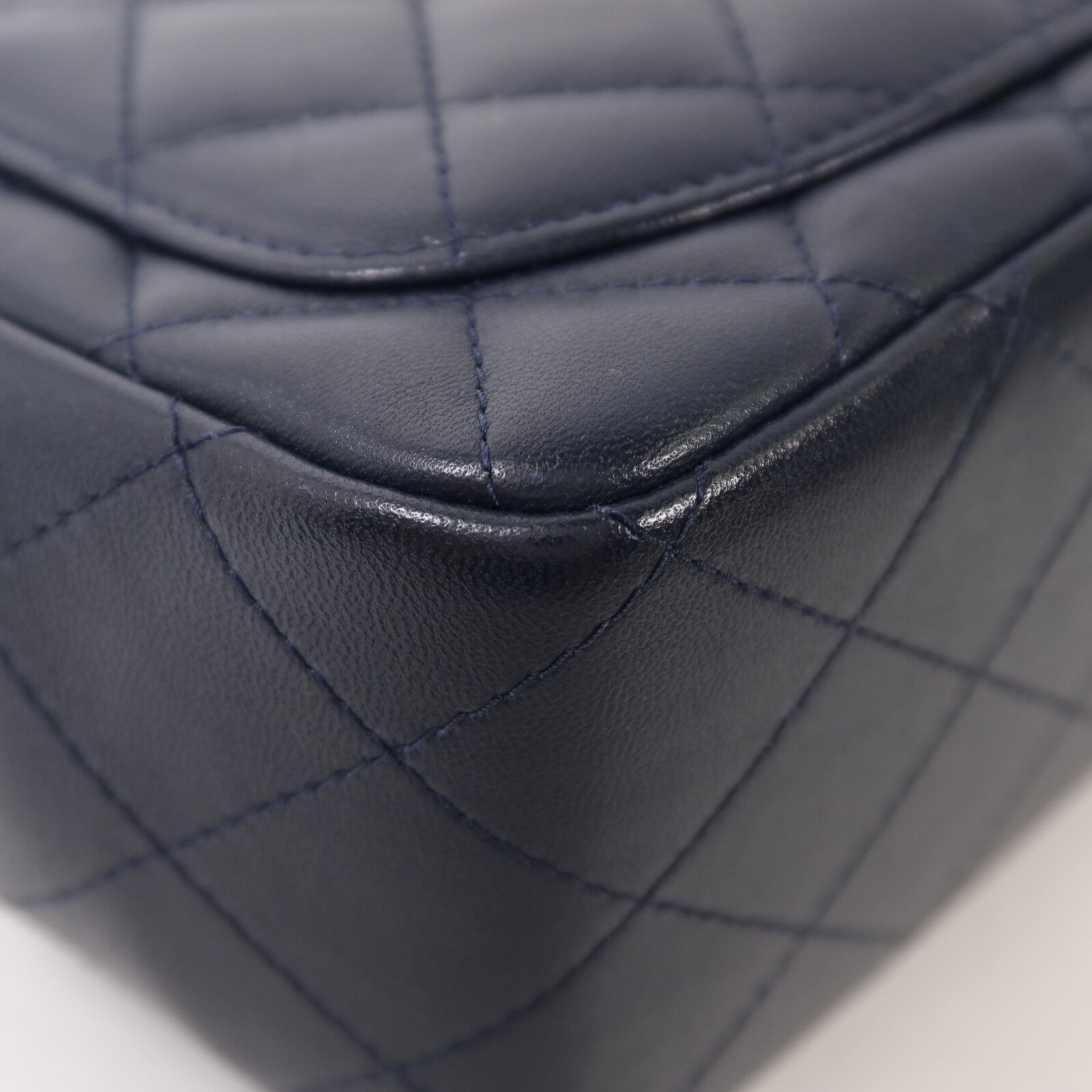 CHANEL 羊皮皮革Mini Classic 17鏈帶肩背袋