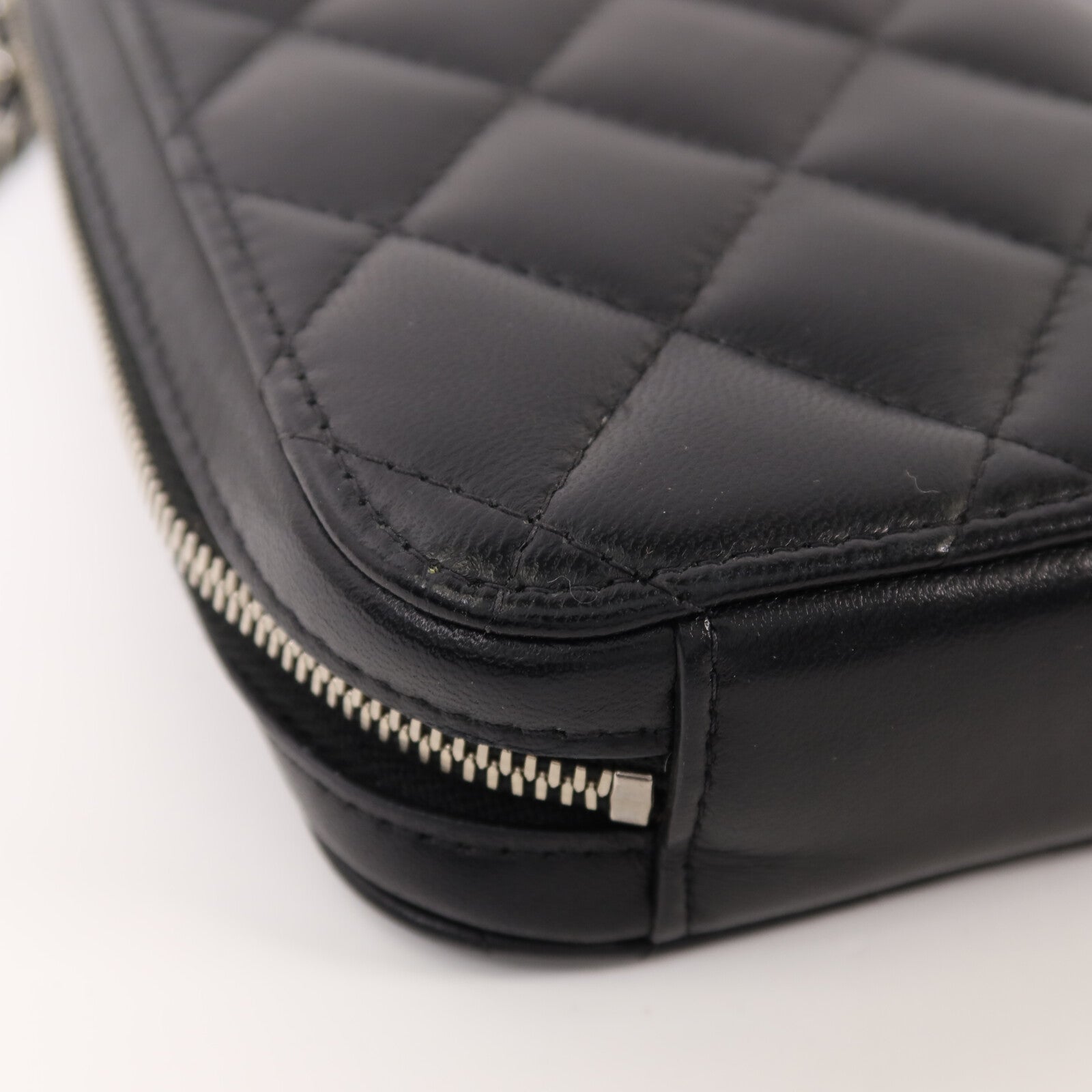 CHANEL 【激減優惠】牛皮皮革Phone Bag銀扣鏈帶肩背袋