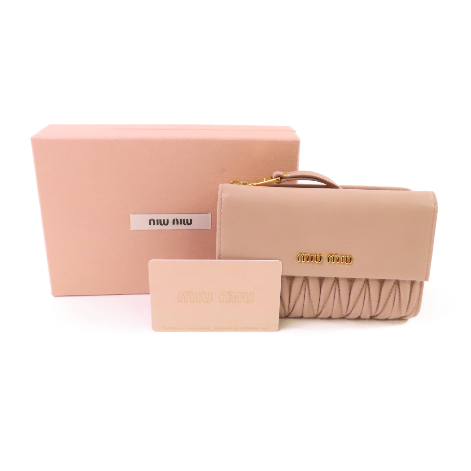 Miu Miu 羊皮皮革Middle Wallet金扣短錢包粉紅色