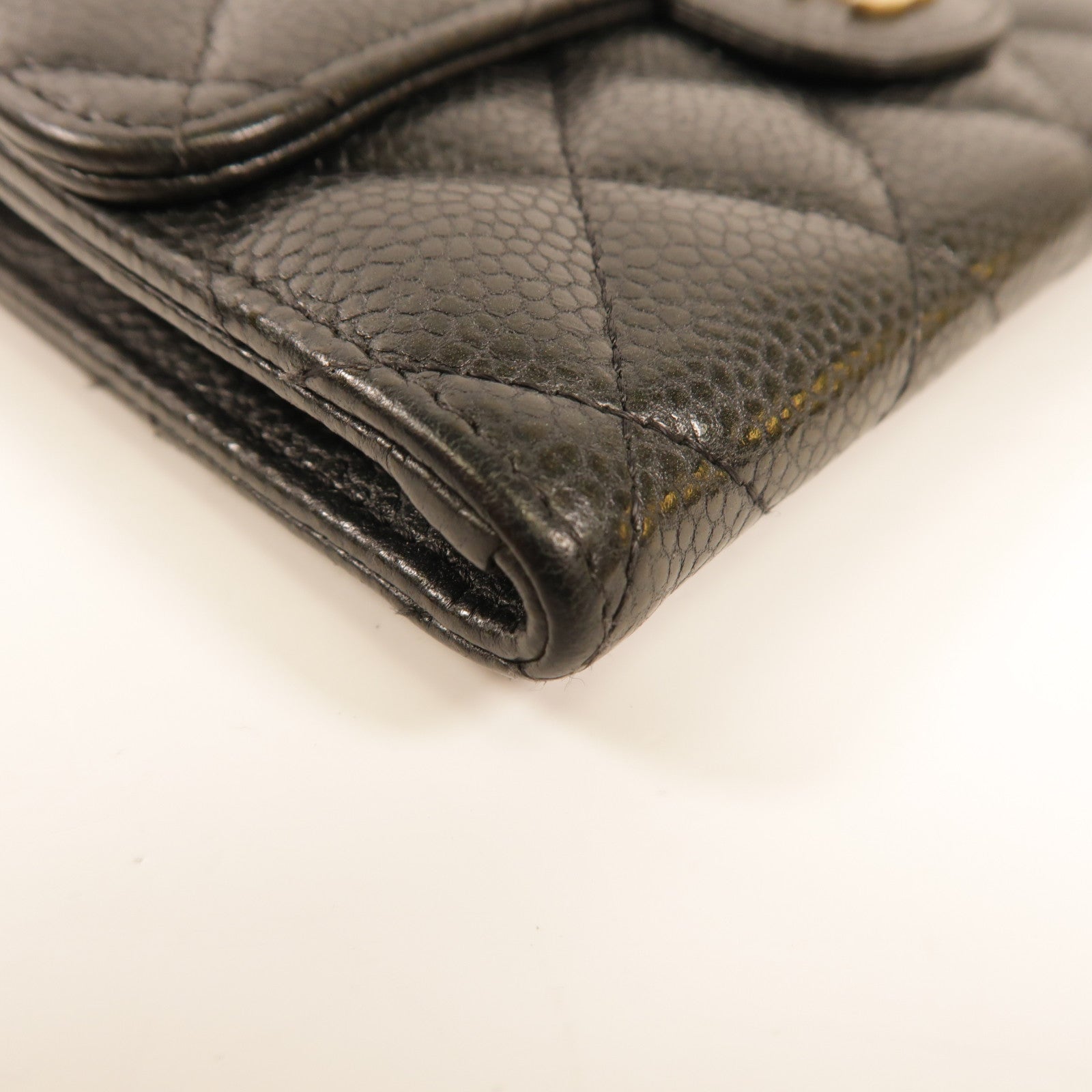 CHANEL 牛皮皮革Fold Wallet金扣錢包