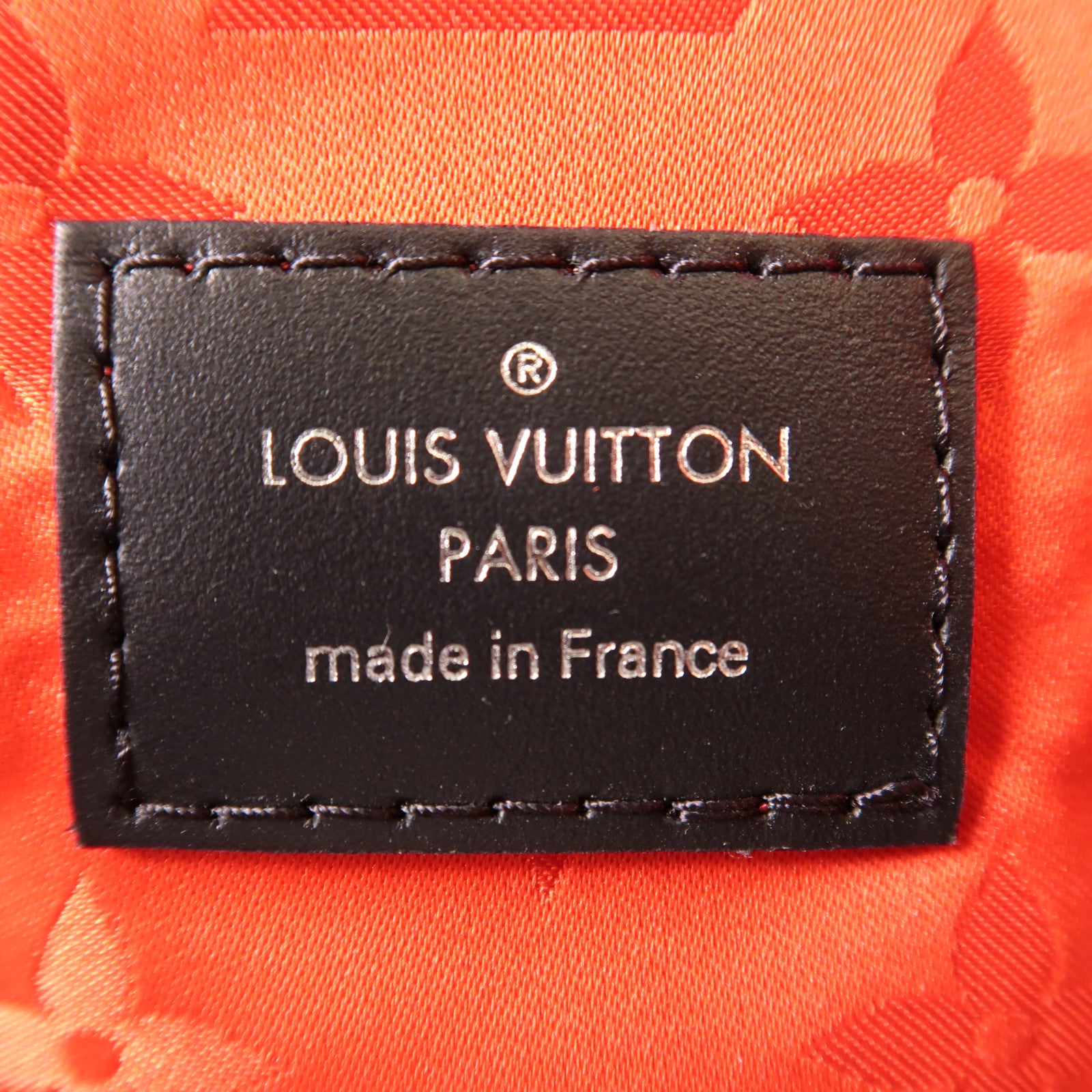 LOUIS VUITTON 漆皮皮革Lace Bucket PM肩背袋