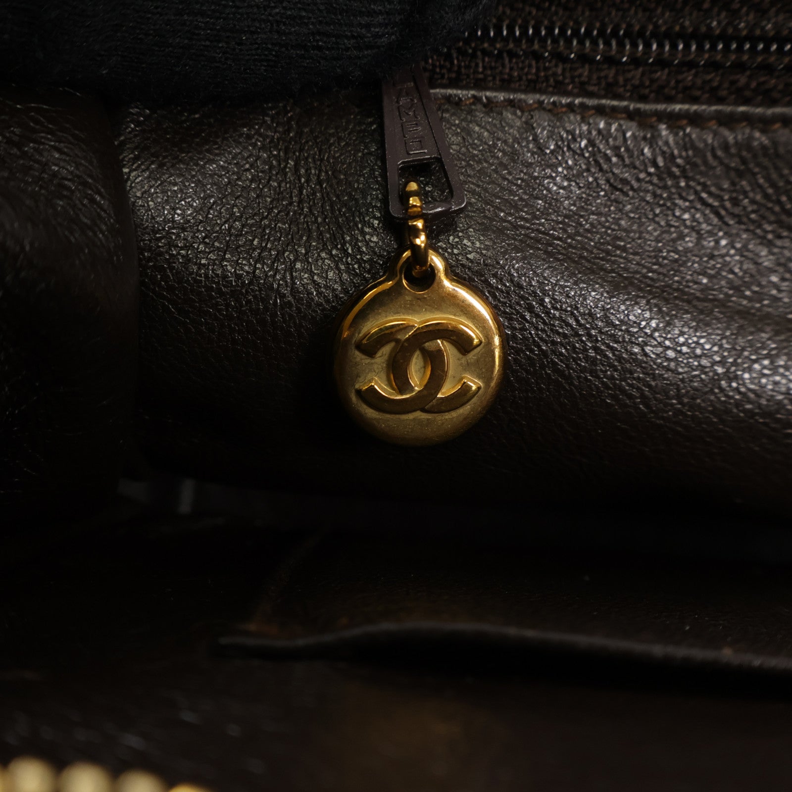 CHANEL 羊皮皮革Vintage Hand Bag金扣手挽袋