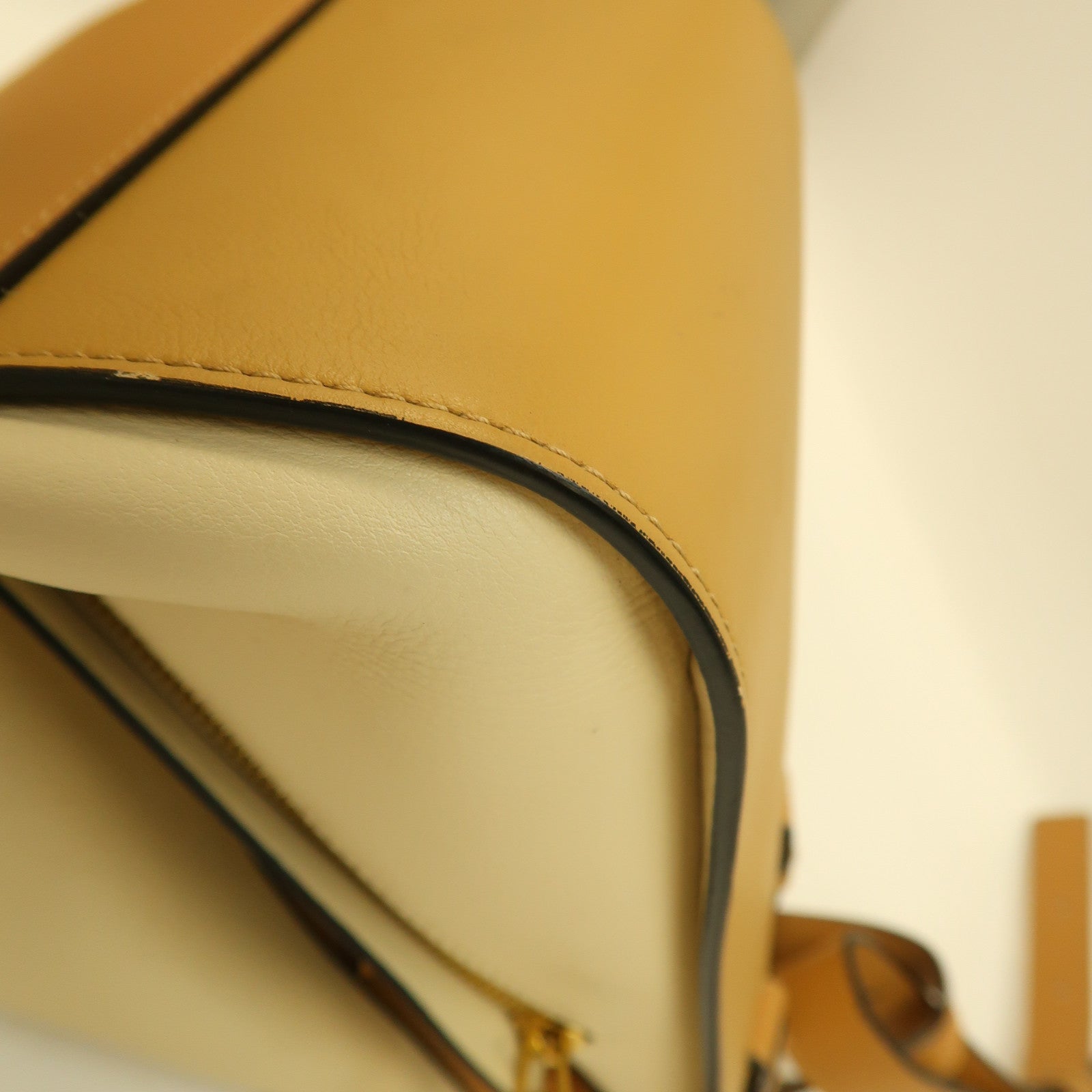 LOEWE 牛皮皮革Hammock Small Bagl金扣手挽肩背兩用袋米色/啡色