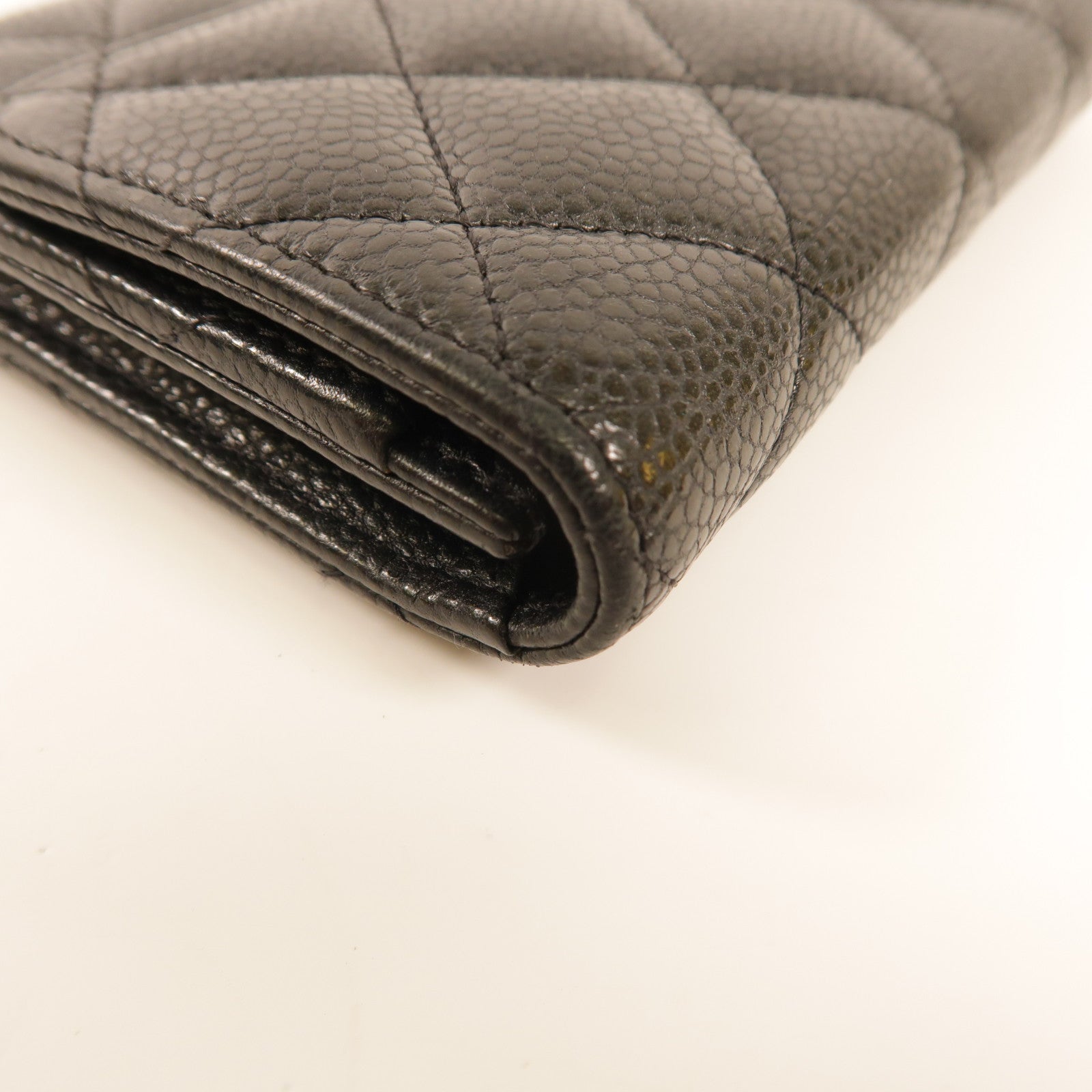 CHANEL 牛皮皮革Fold Wallet金扣錢包