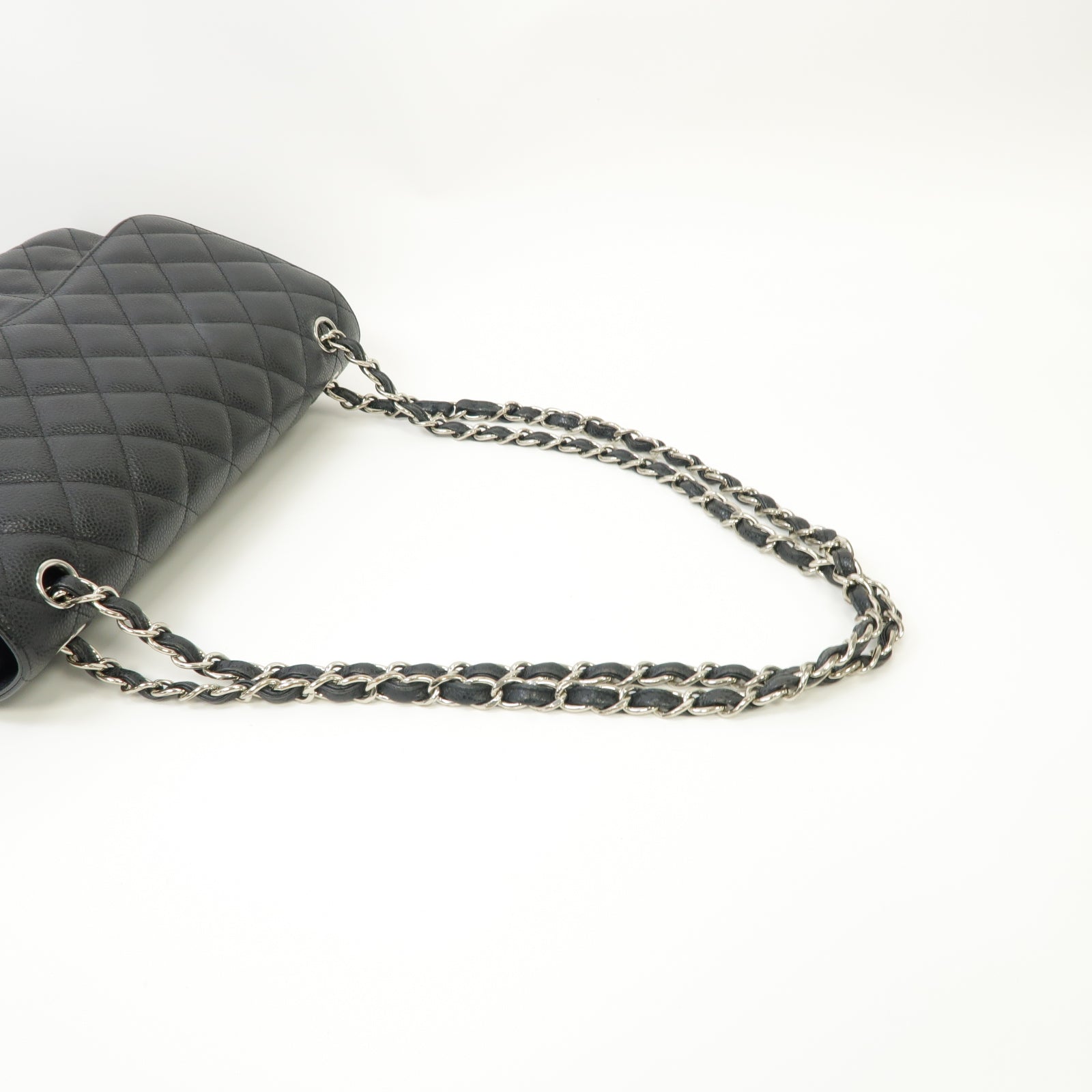 CHANEL 【激減優惠】菱格Caviar皮革Classic Jumbo銀扣鏈帶肩背袋黒色