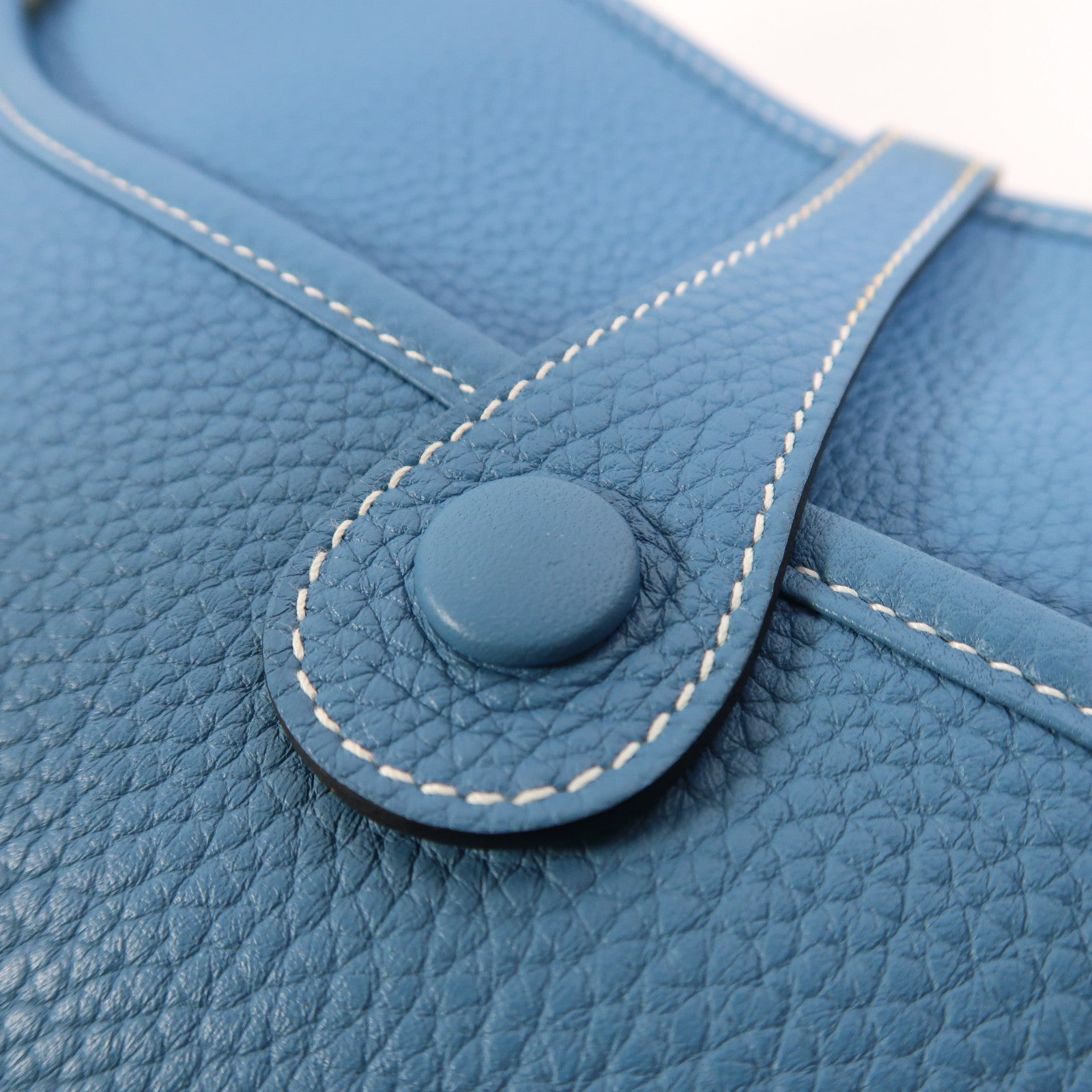 HERMES Clemence皮革Evelyne PM銀扣肩背袋Bleu Jean