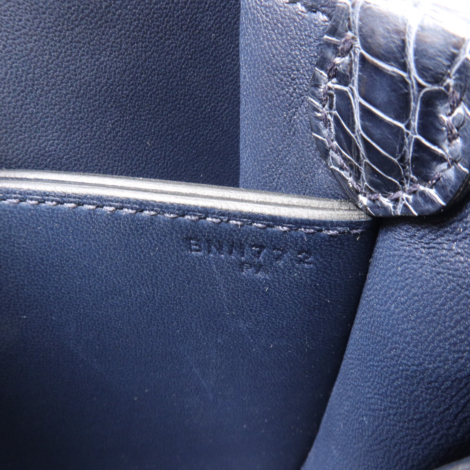 HERMES 鱷魚皮革Roulis Mini肩背袋Bleu Baltioue