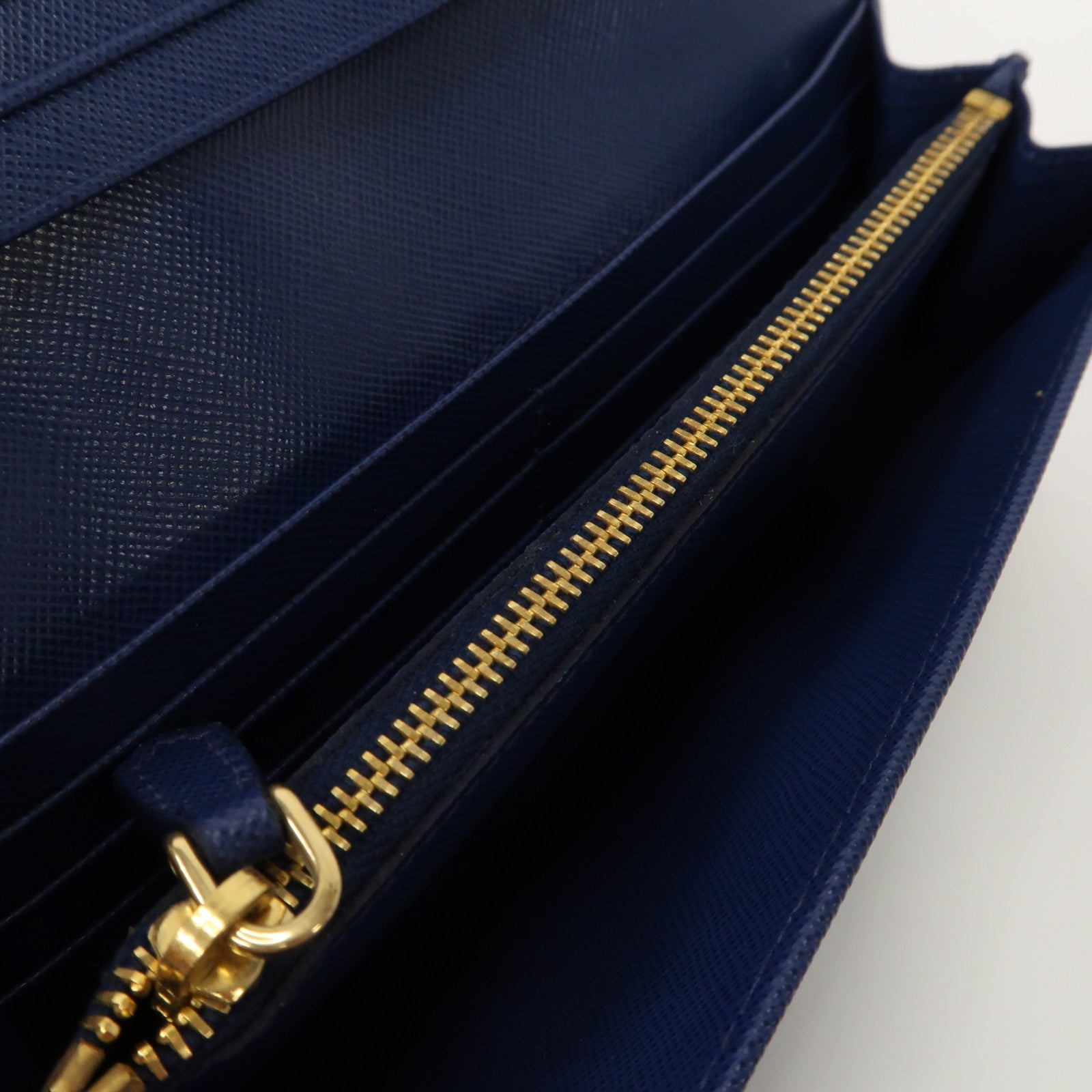 PRADA 【激減優惠】牛皮皮革Long Wallet金扣長錢包藍色