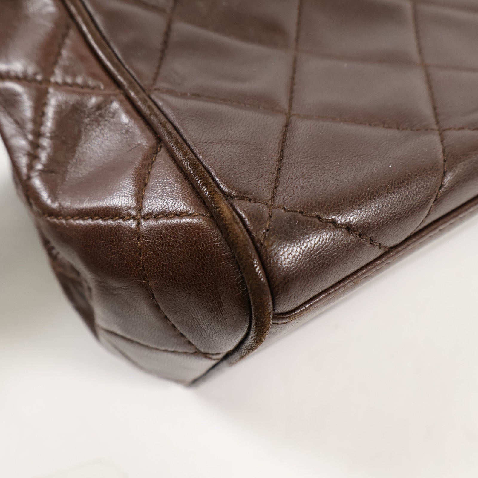 CHANEL 羊皮皮革Vintage Hand Bag金扣手挽袋