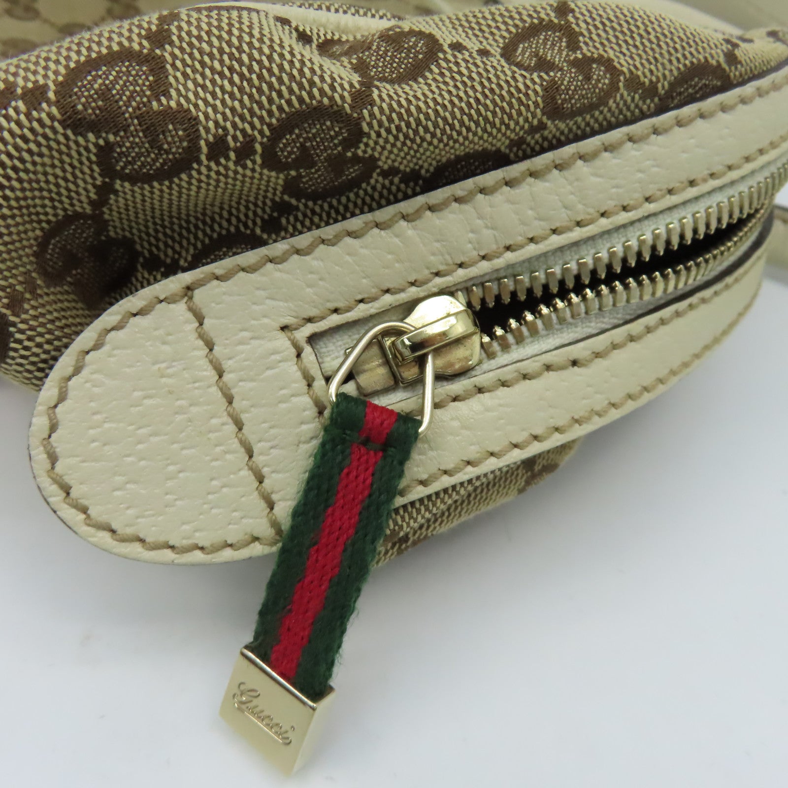 GUCCI 帆布Shoulder Bag金扣肩背袋米色