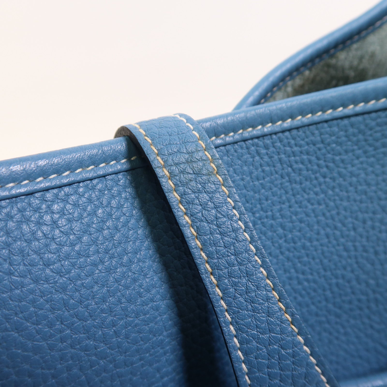 HERMES Clemence皮革Evelyne PM銀扣肩背袋Bleu Jean