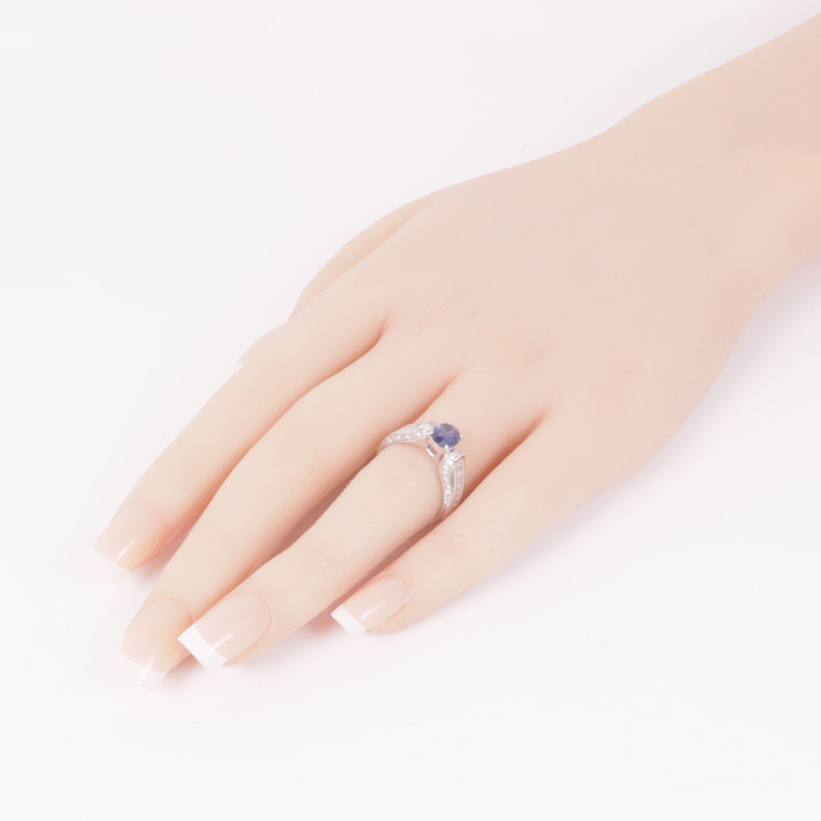 JEWELRY 【激減優惠】18K白金Sapphire/Diamond Ring藍寶石/鑽石戒指US#6.25