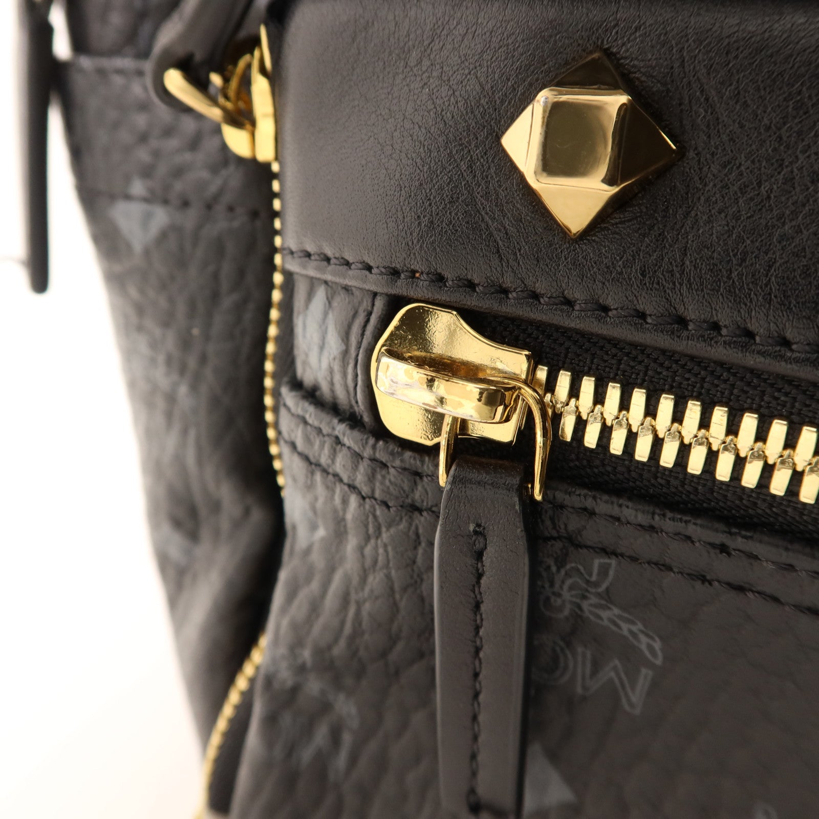 MCM 牛皮皮革Backpack金扣背包