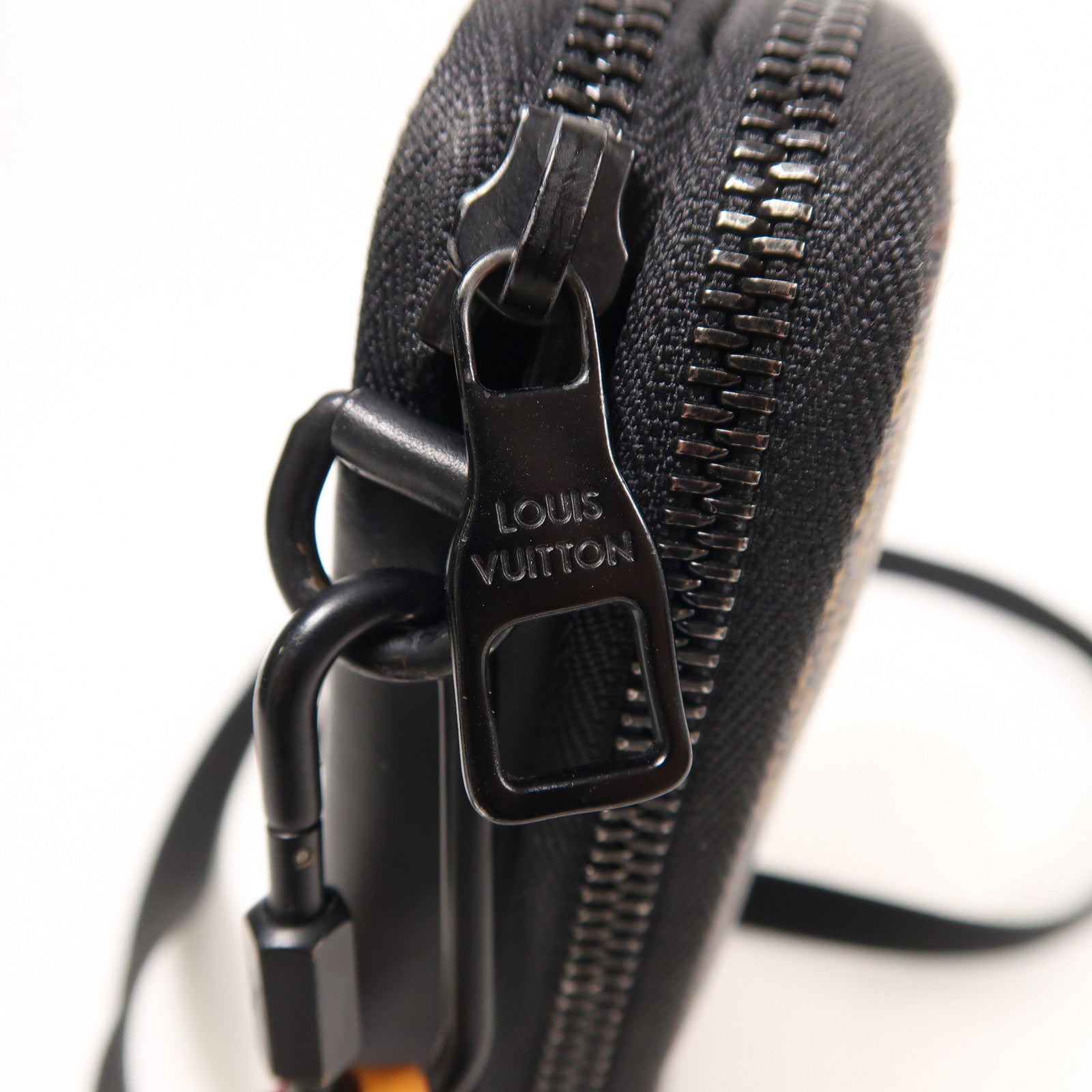 LOUIS VUITTON Damier LV x Nigo Phone Pouch肩背袋