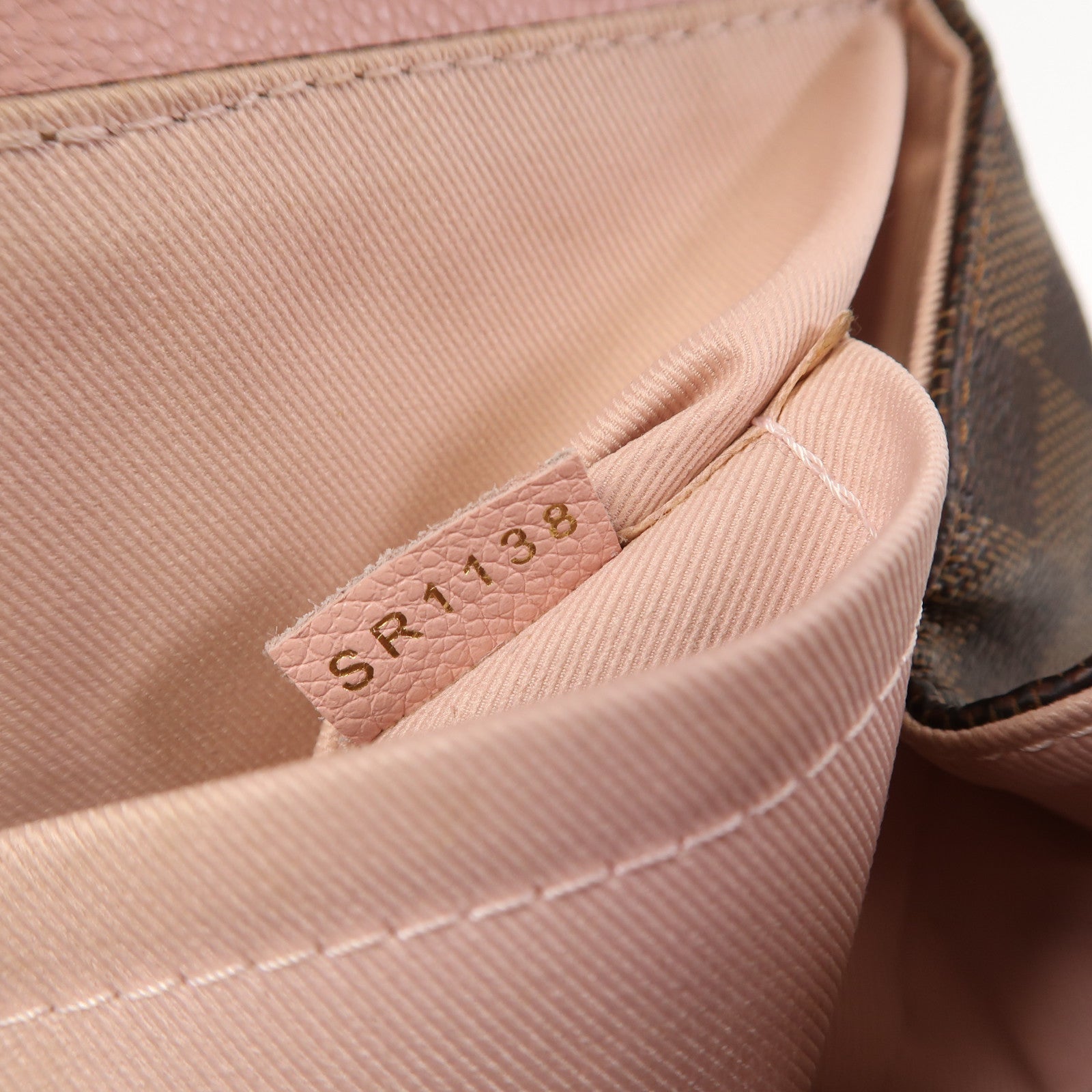 LOUIS VUITTON Damier Ebene Clapton金扣背包啡色