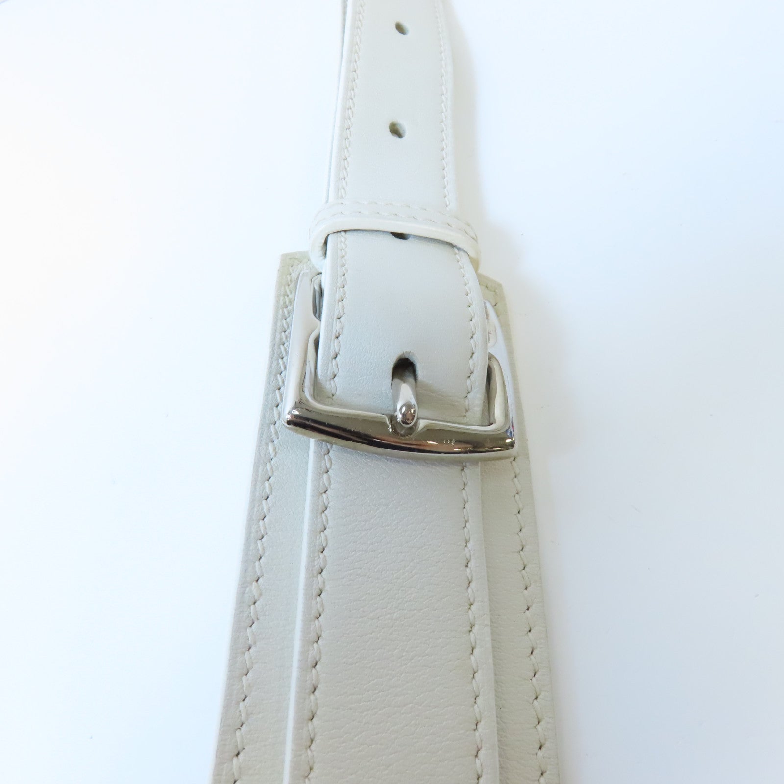HERMES **【激減優惠】Swift皮革Jypsiere 28銀扣肩背袋白色