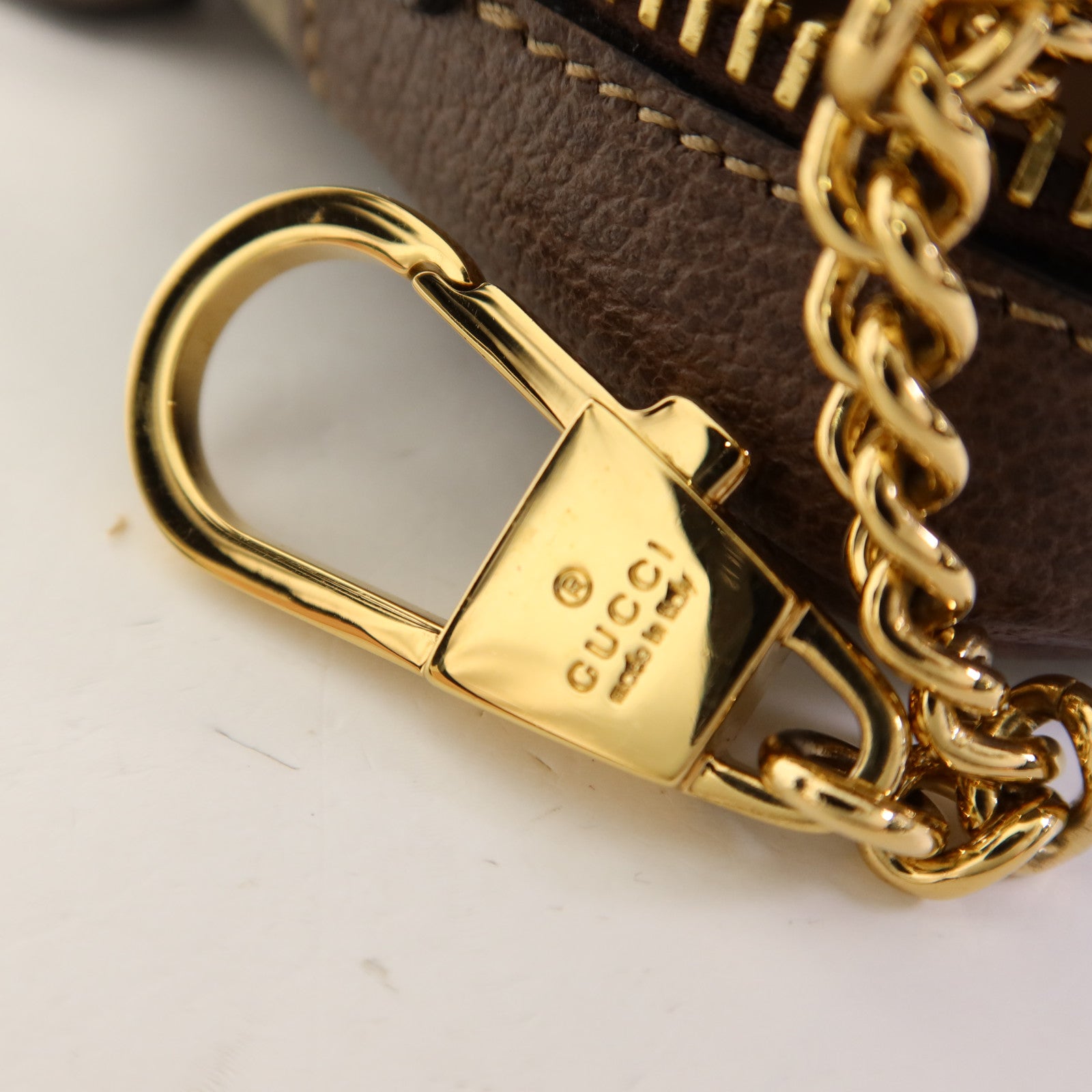 GUCCI 塗層帆布Ophidia GG Supreme Mini Bag金扣肩背袋