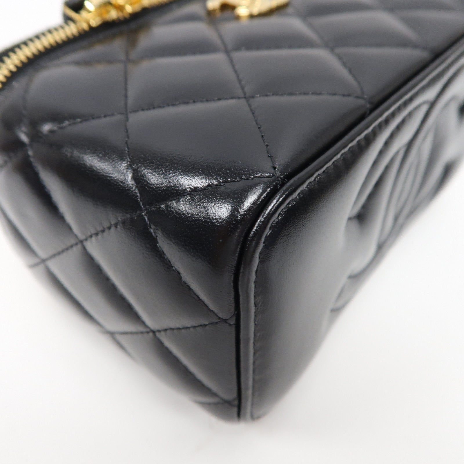 CHANEL 菱格羊皮皮革Vanity Case金扣手挽肩背兩用袋黑色