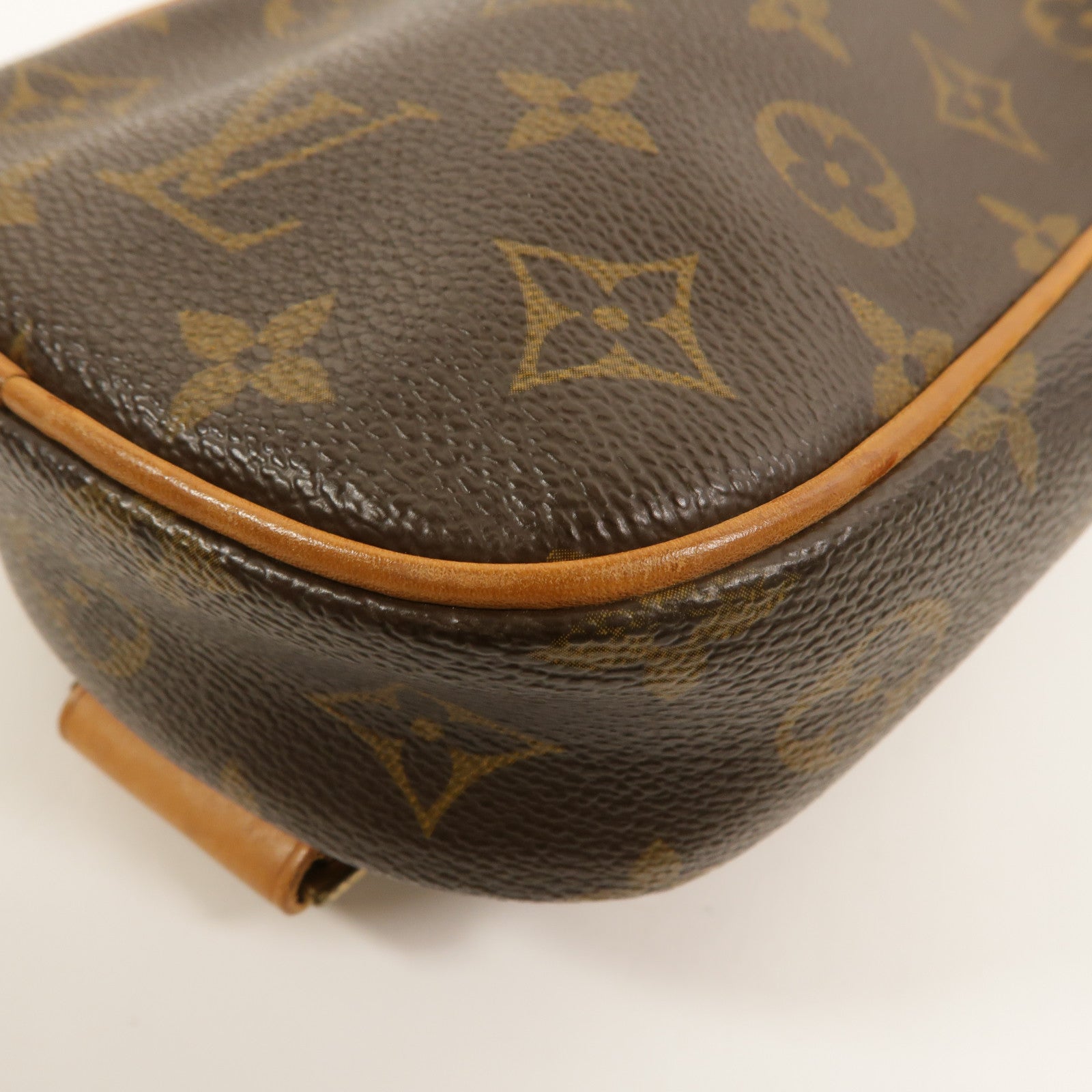 LOUIS VUITTON Monogram Pochette Gange肩背袋